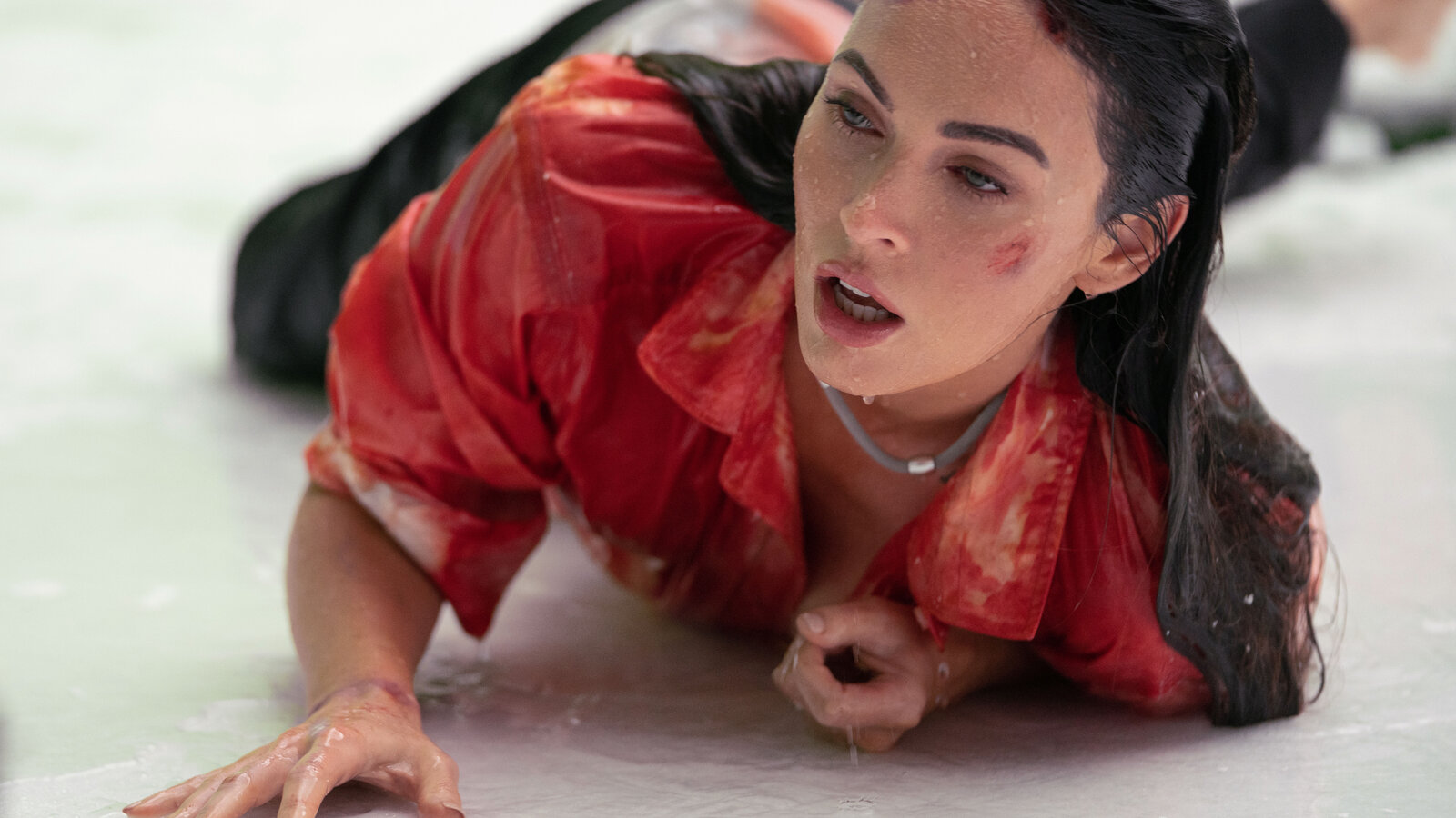 Megan Fox In Till Death Movie Wallpapers