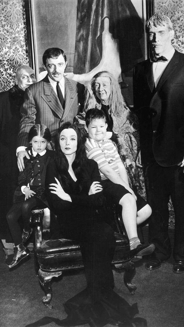 Morticia Addams The Addams Family Wallpapers