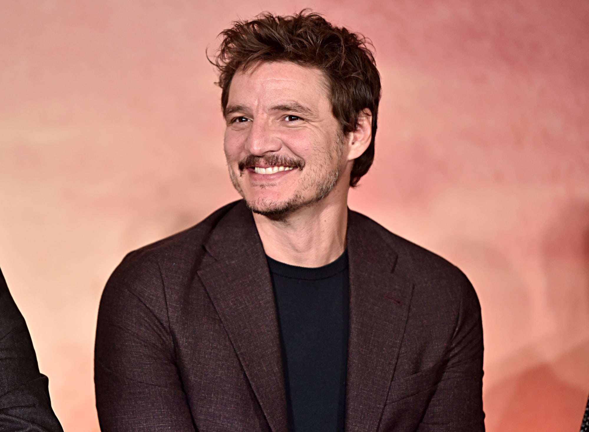 Pedro Pascal In Wonder Woman 1984 Wallpapers