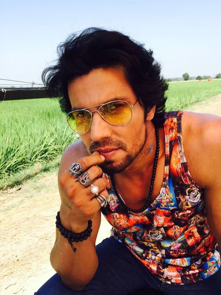 Randeep Hooda Extraction Wallpapers