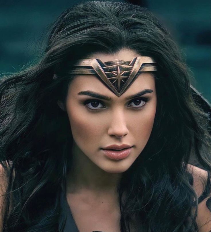 Wonder Woman Gal Gadot Face Wallpapers