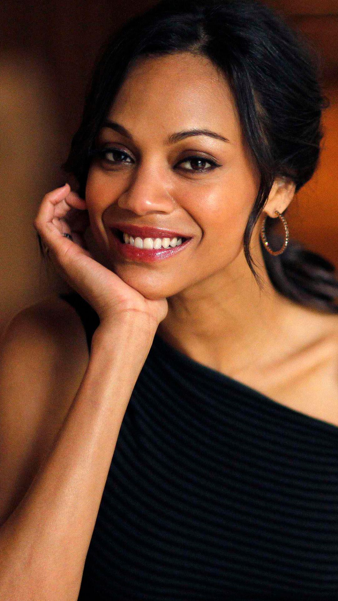 Zoe Saldana From Avatar Movie Wallpapers