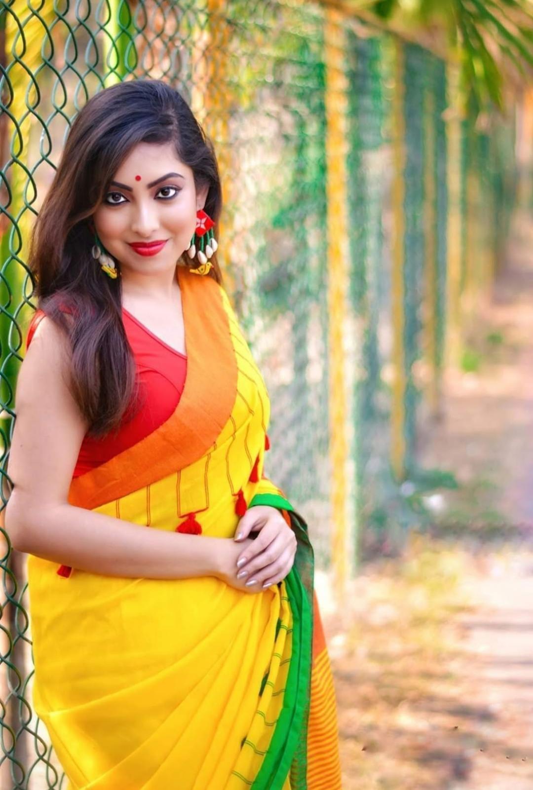 Beautiful Desi Girl HdWallpapers