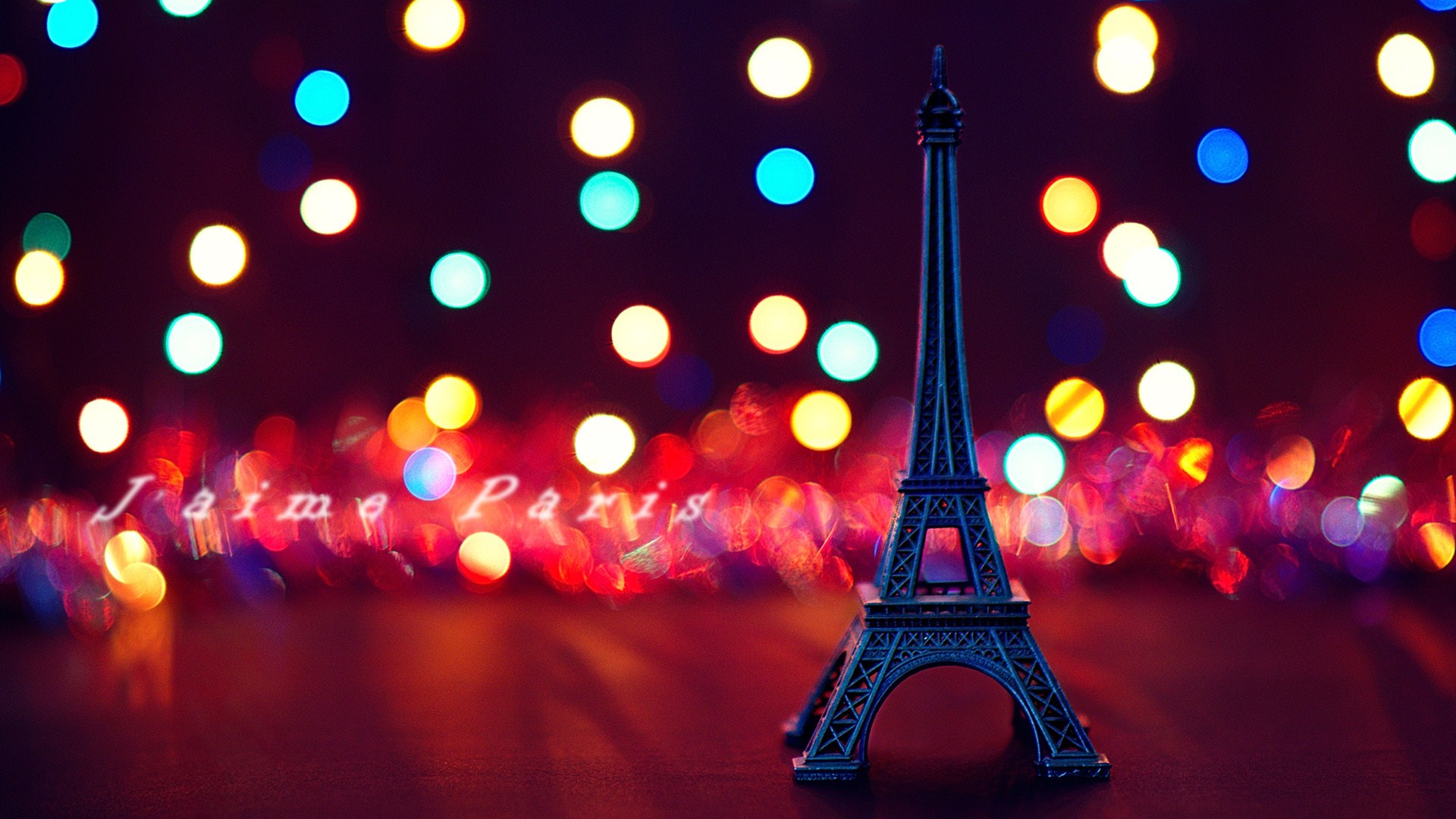 Cute Eiffel Tower Wallpapers