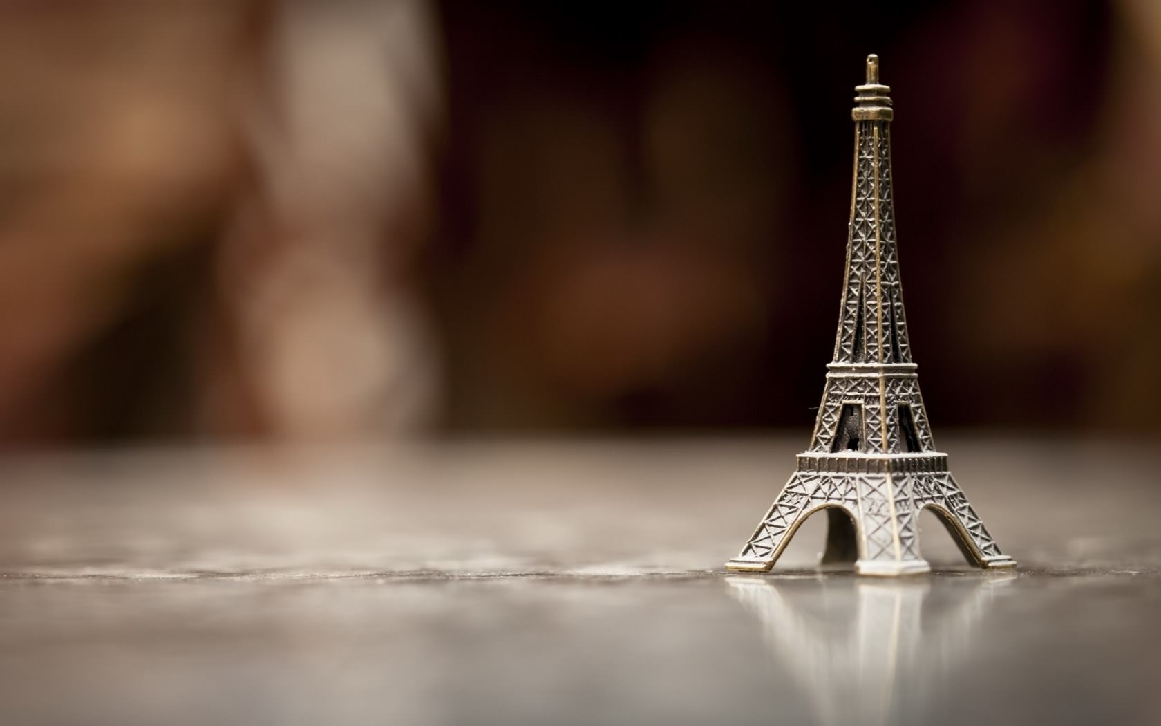 Cute Eiffel Tower Wallpapers