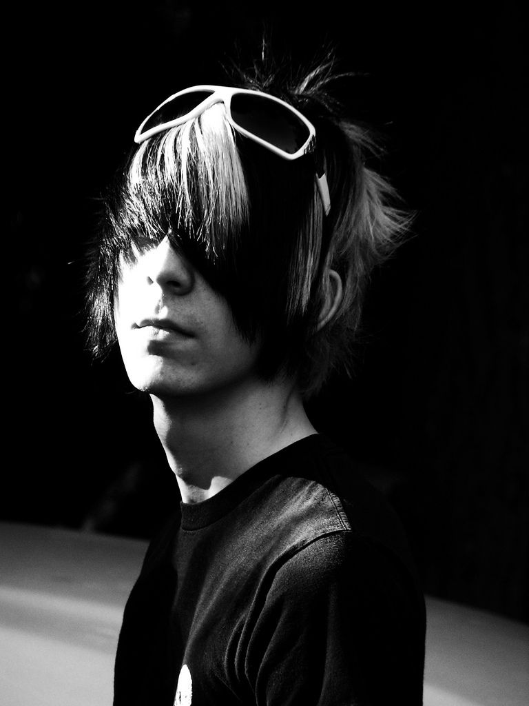 Cute Emo Boys Wallpapers