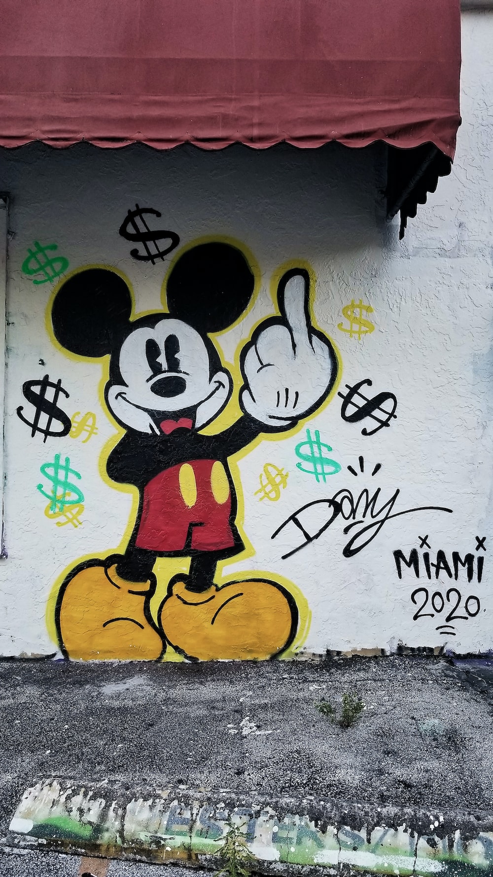 Cool Graffit Mickey MouseWallpapers