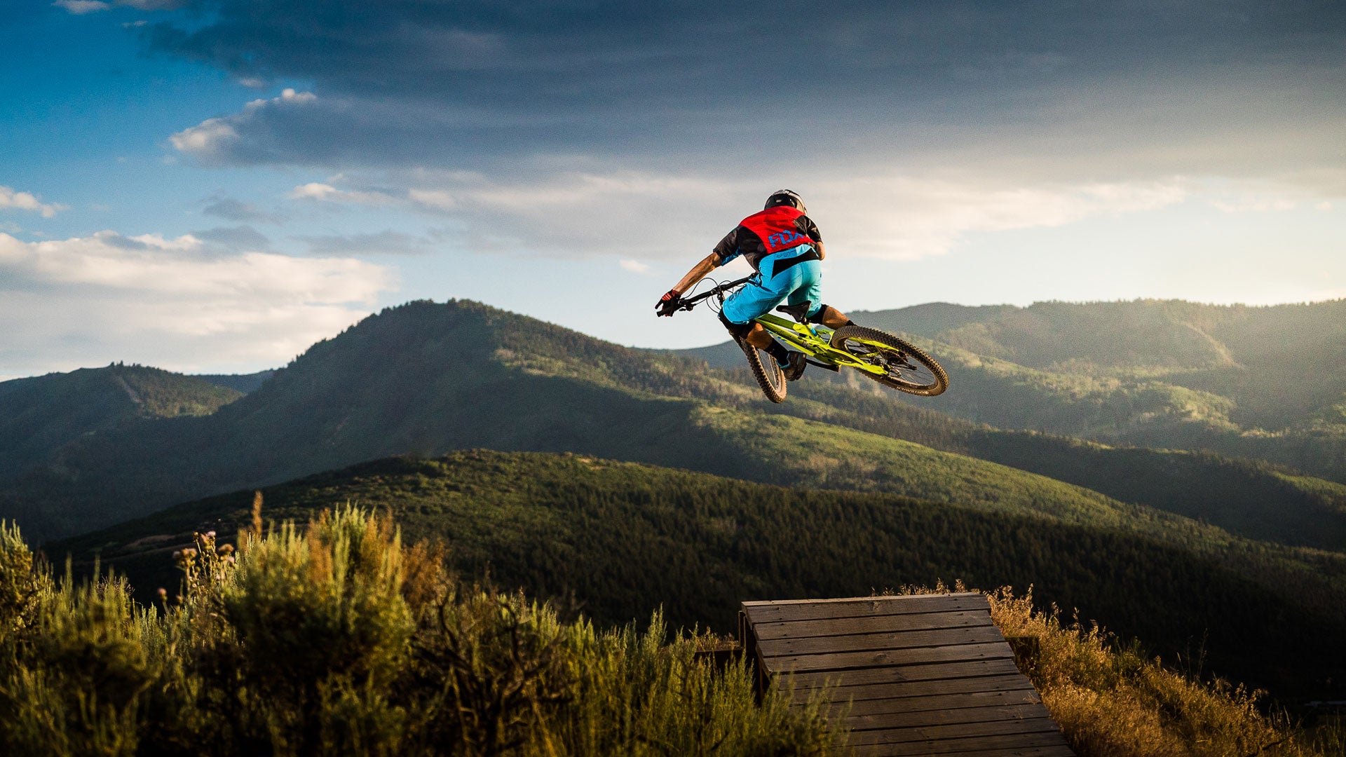 Cool Mountain Biking Wallpapers