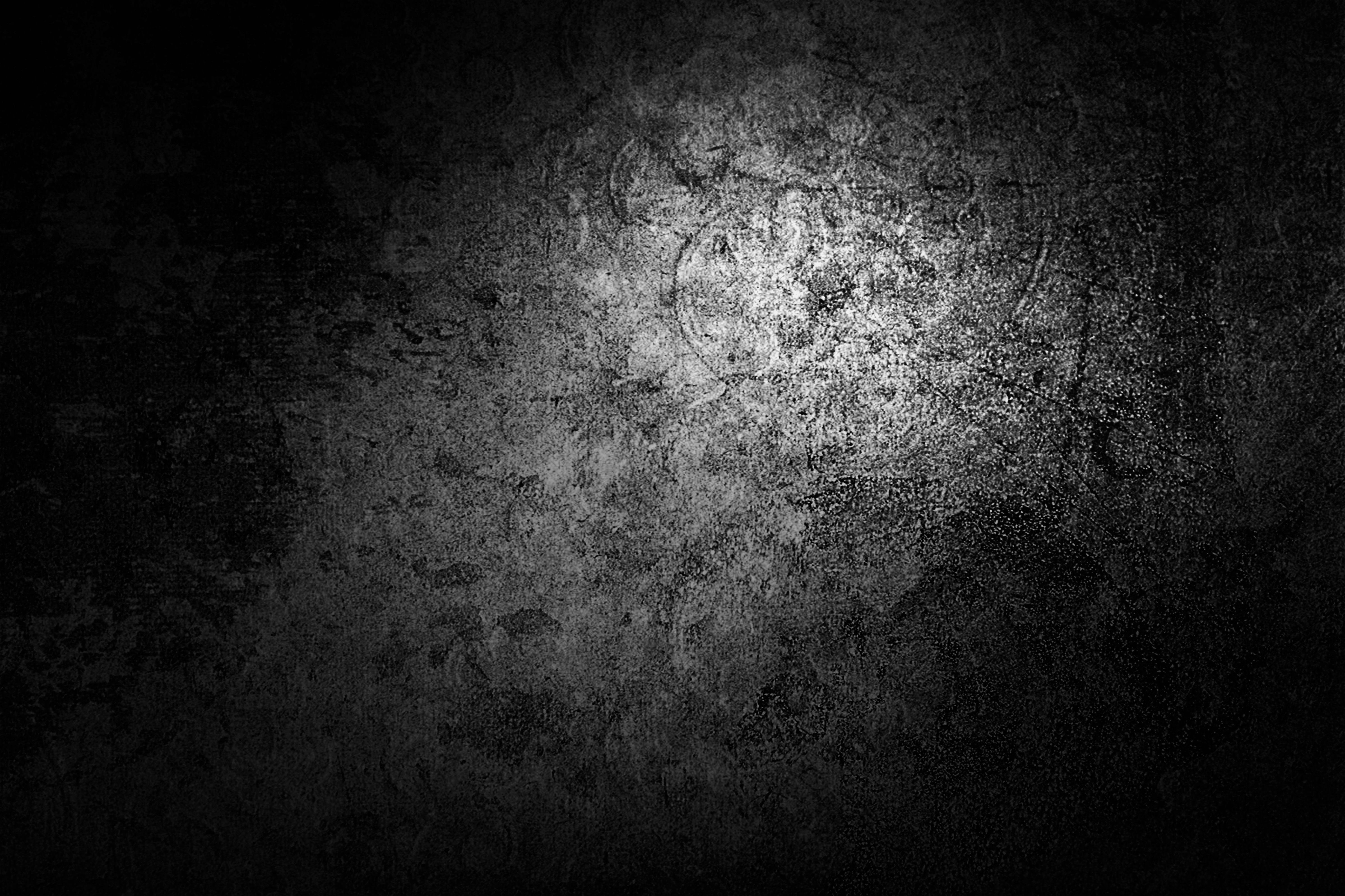 4K Black Grunge Wallpapers