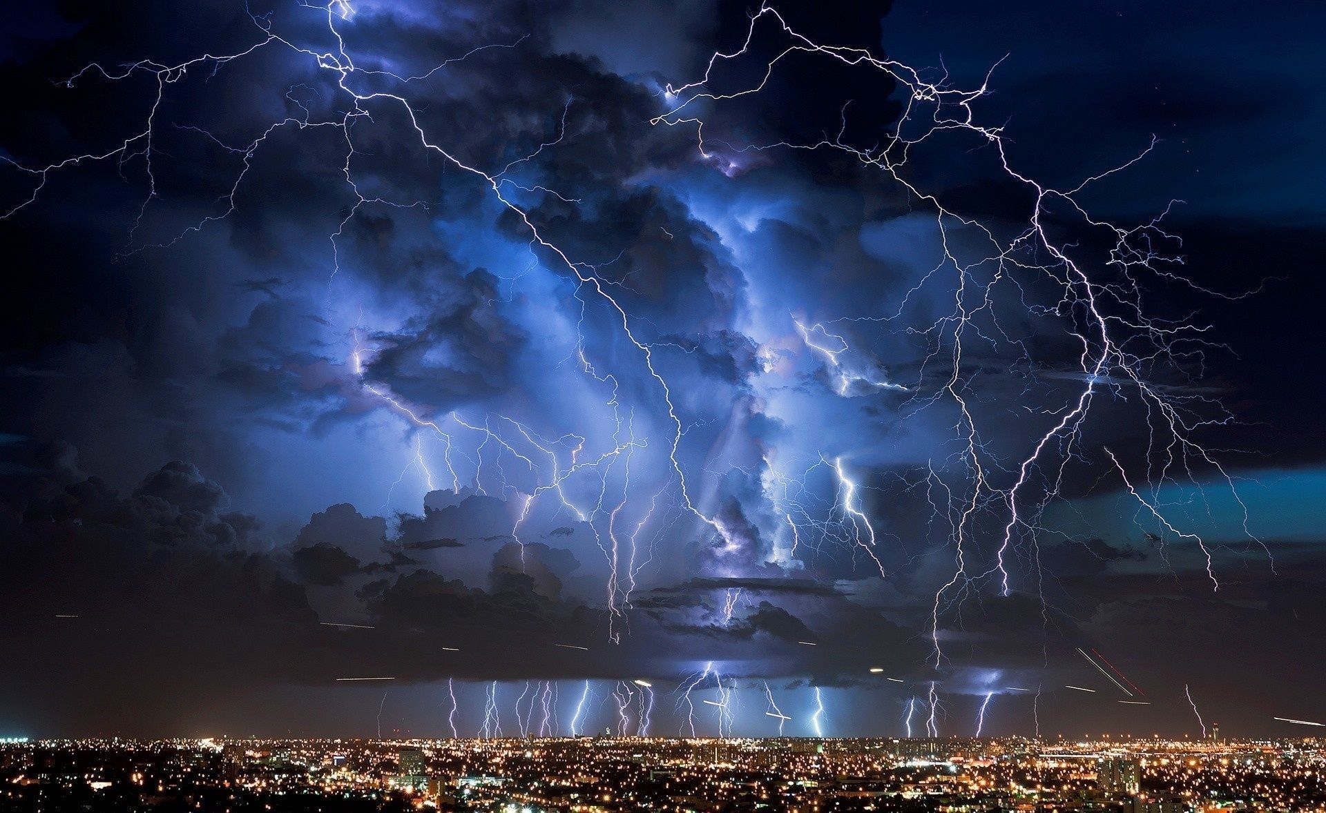 4K Thunderstorm Wallpapers