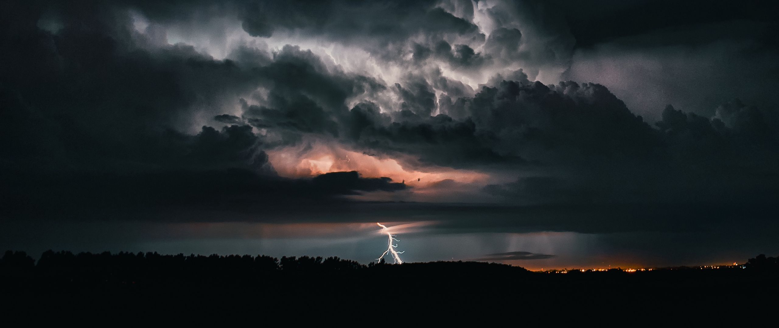 4K Thunderstorm Wallpapers