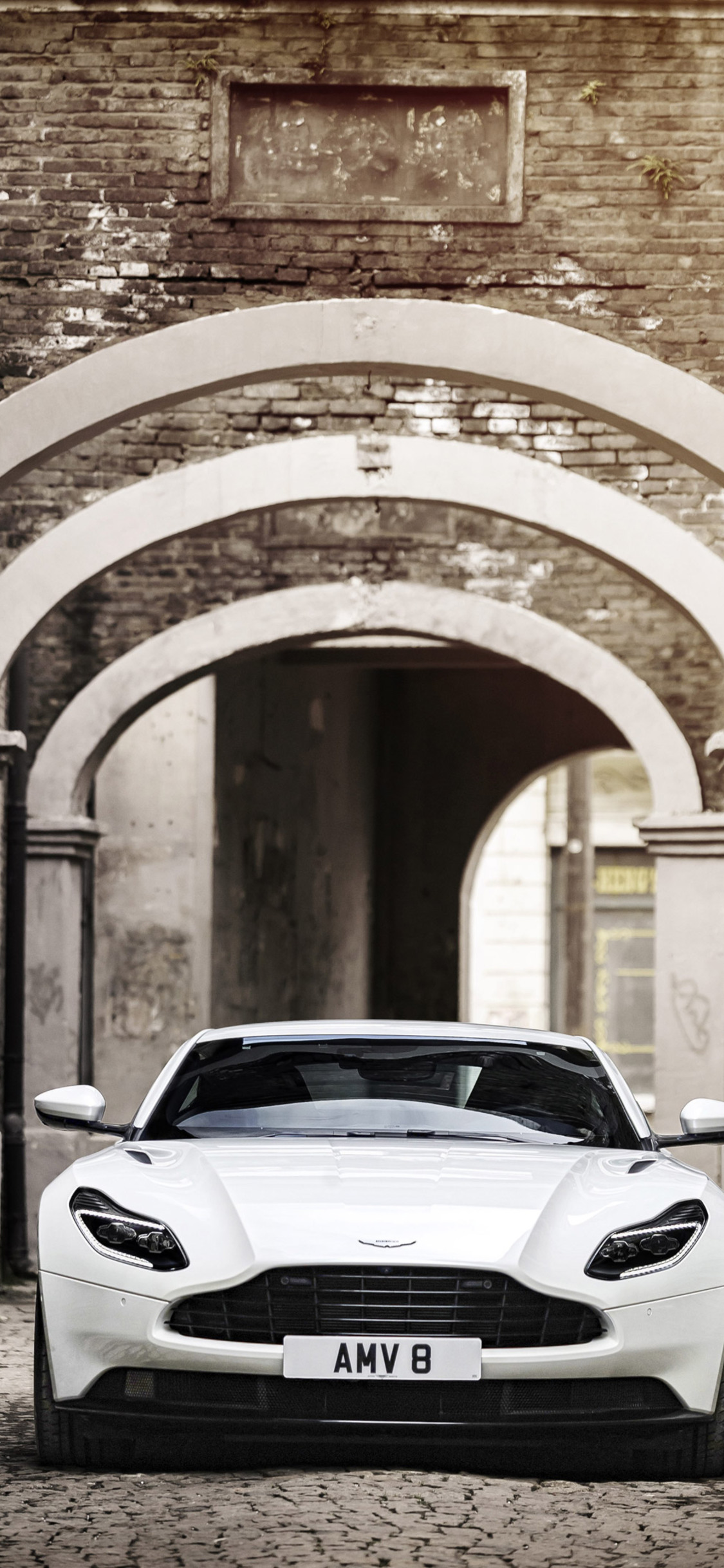 Aston Martin Iphone Wallpapers