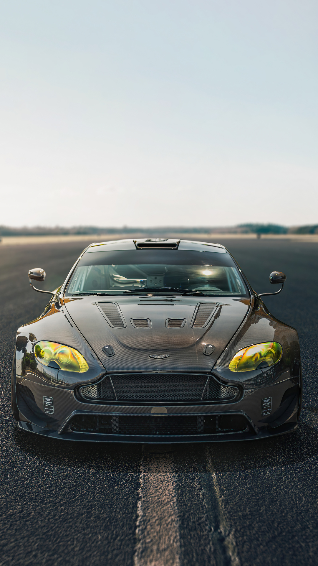 Aston Martin Iphone Wallpapers