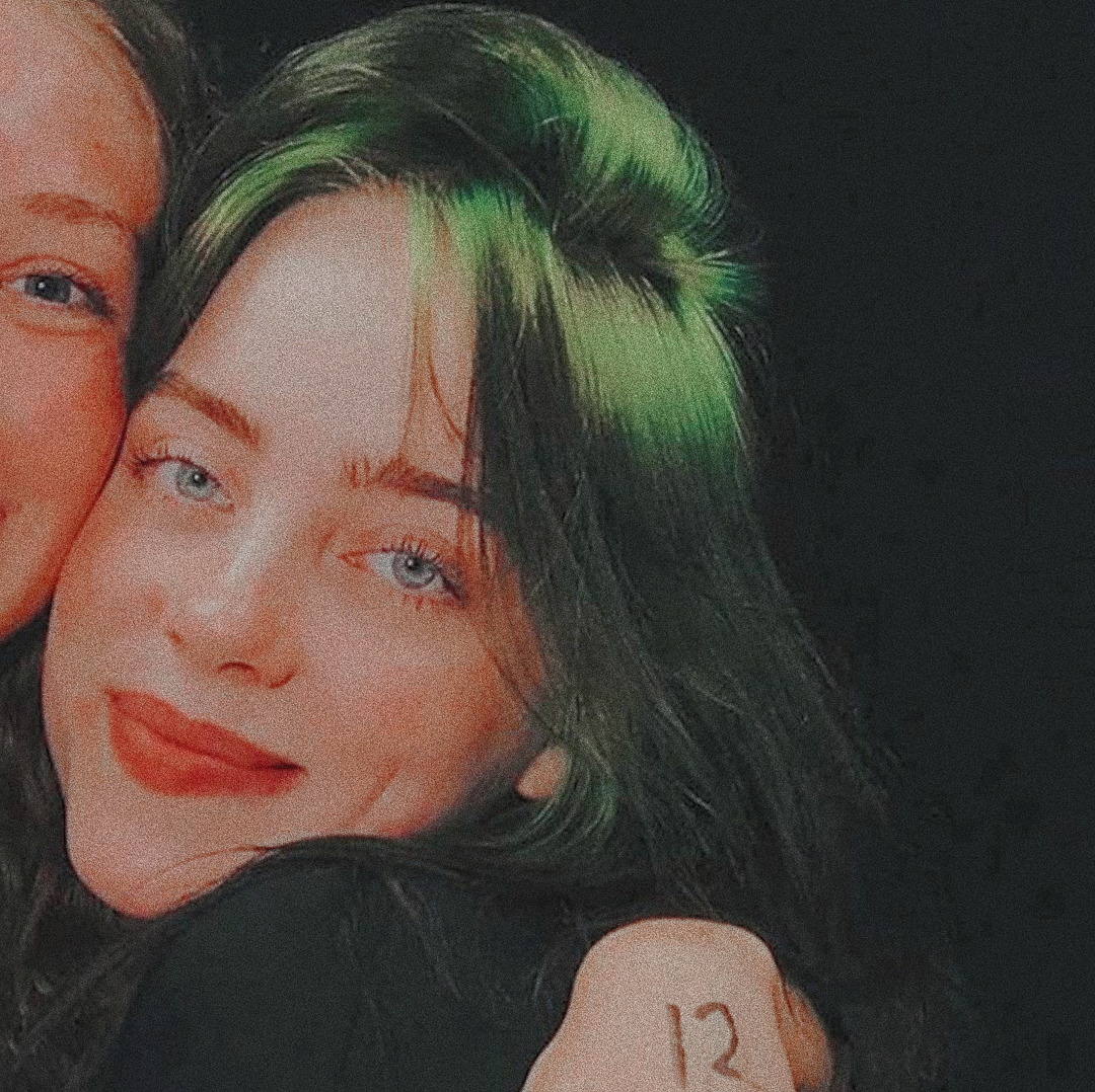 Billie Eilish Green Hair Smiling Wallpapers