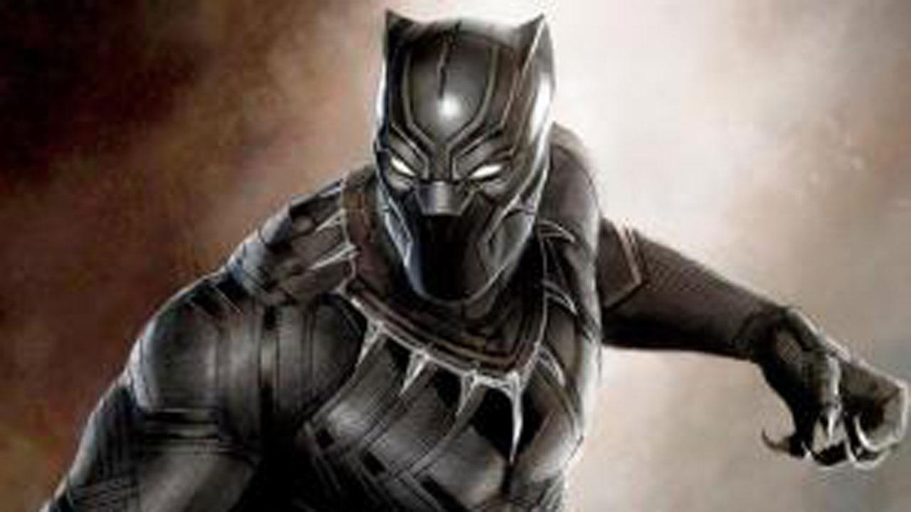 Black Panther Wakanda Forever Pose Wallpapers