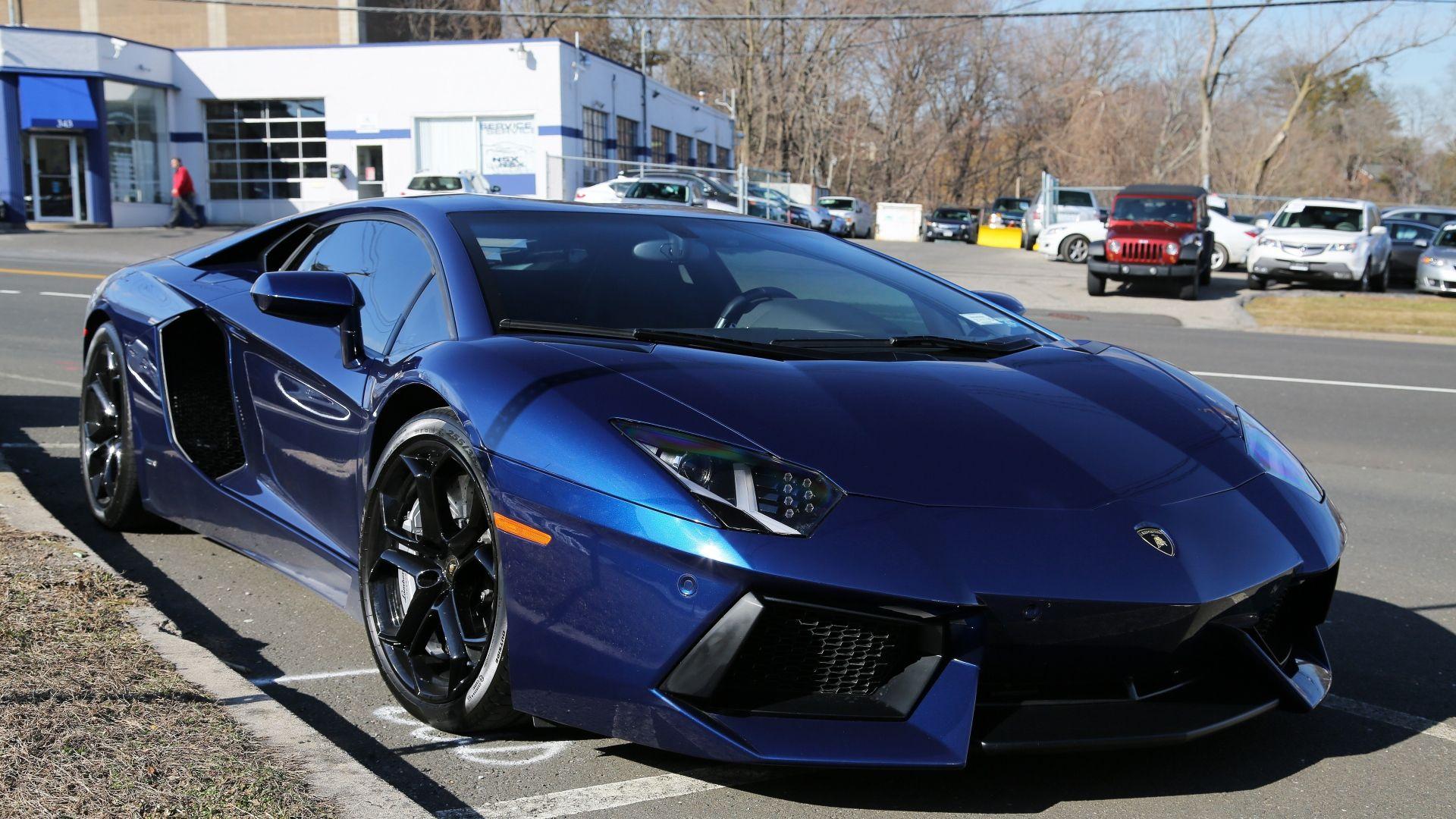 Blue And Black Lambo Wallpapers