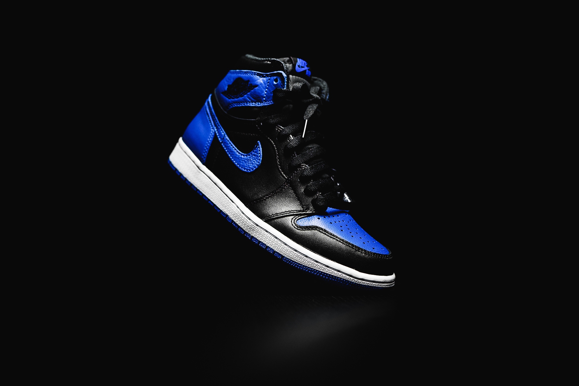 Blue Jordans Wallpapers