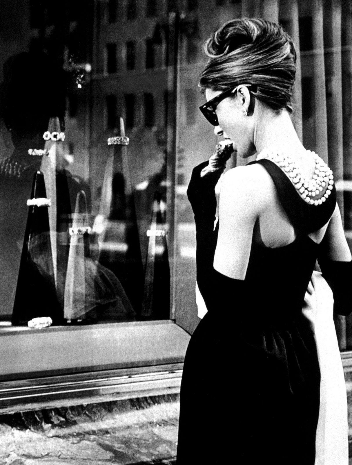 Breakfast At Tiffanys Wallpapers