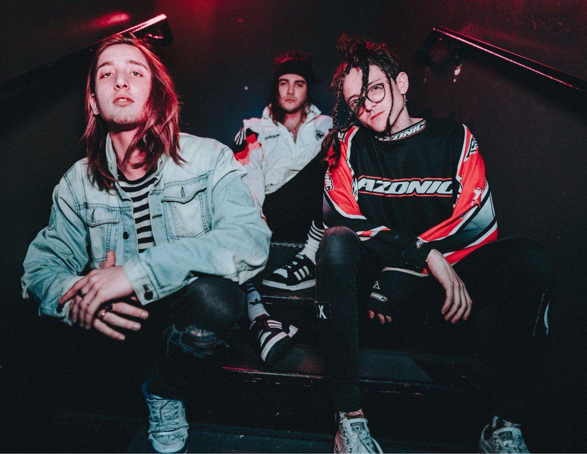 Chase Atlantic Wallpapers