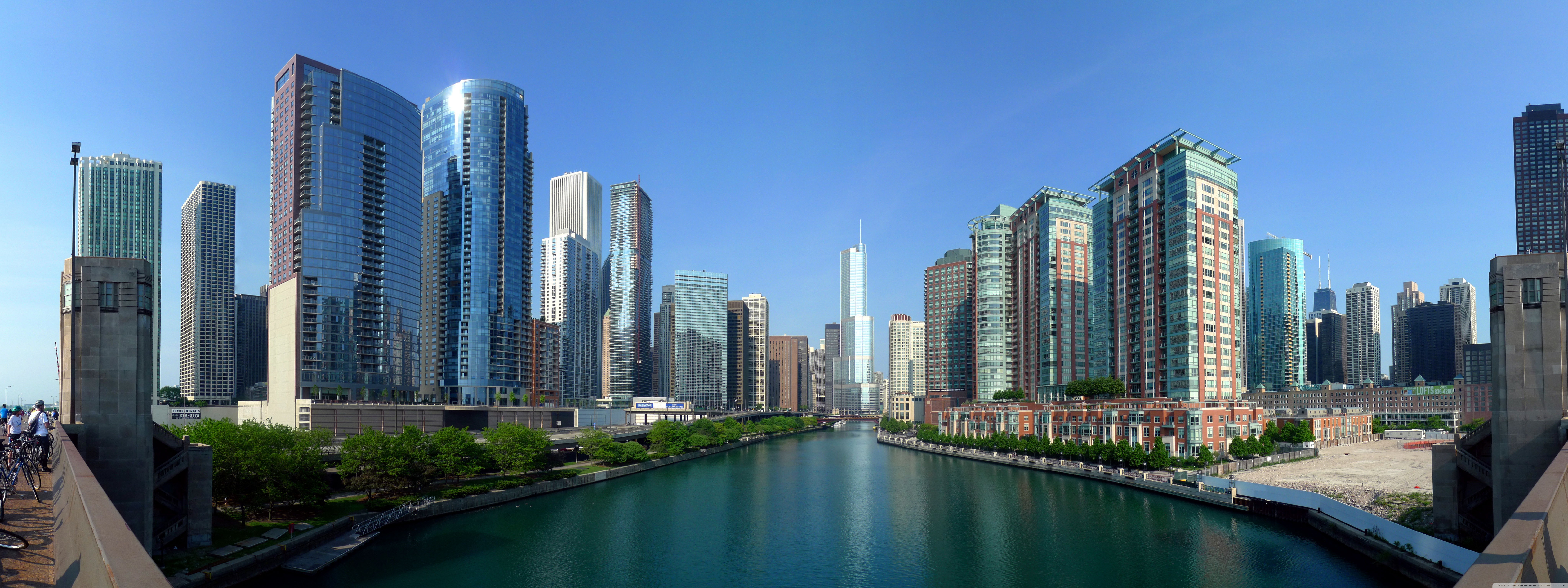 Chicago Skyline Triple Monitor Wallpapers