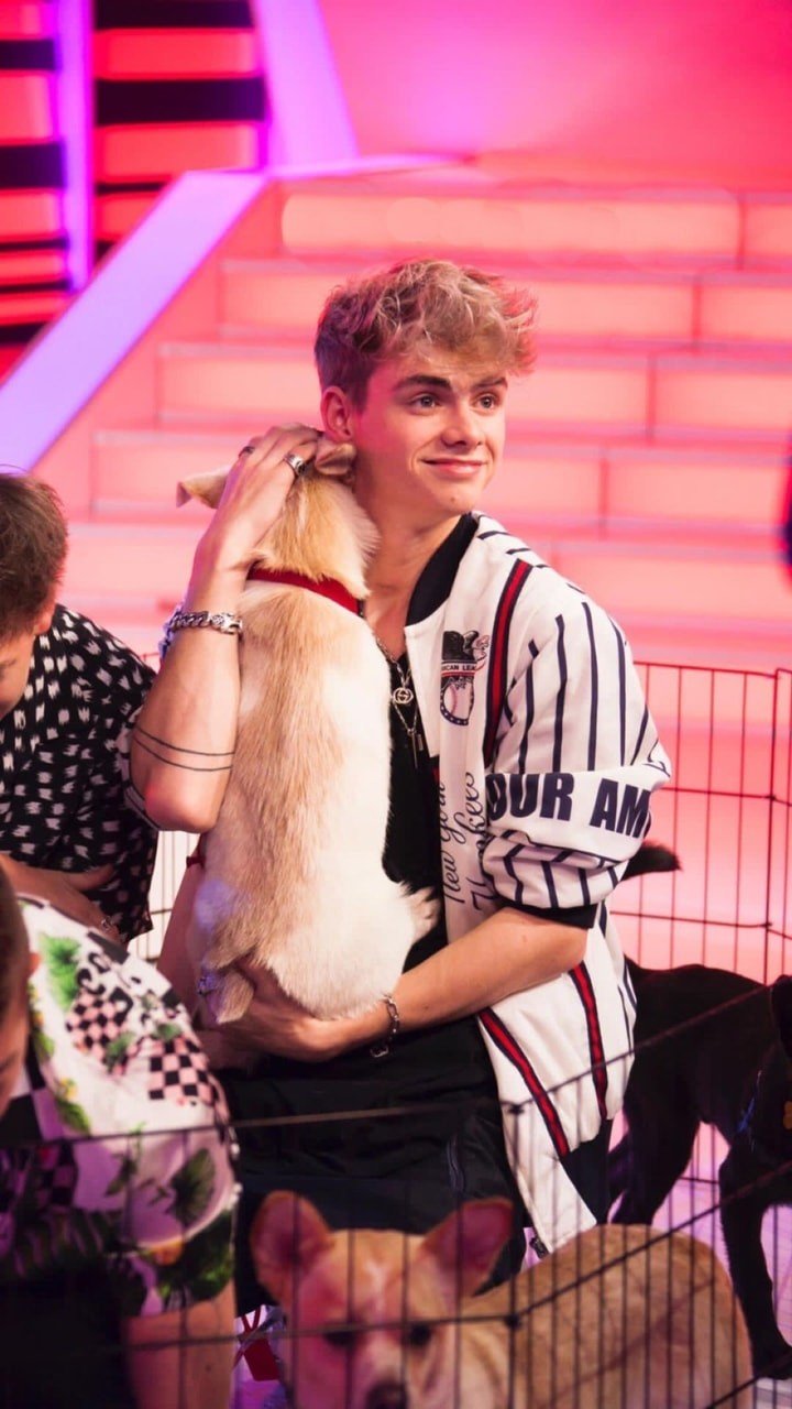 Corbyn Besson Smiling Wallpapers