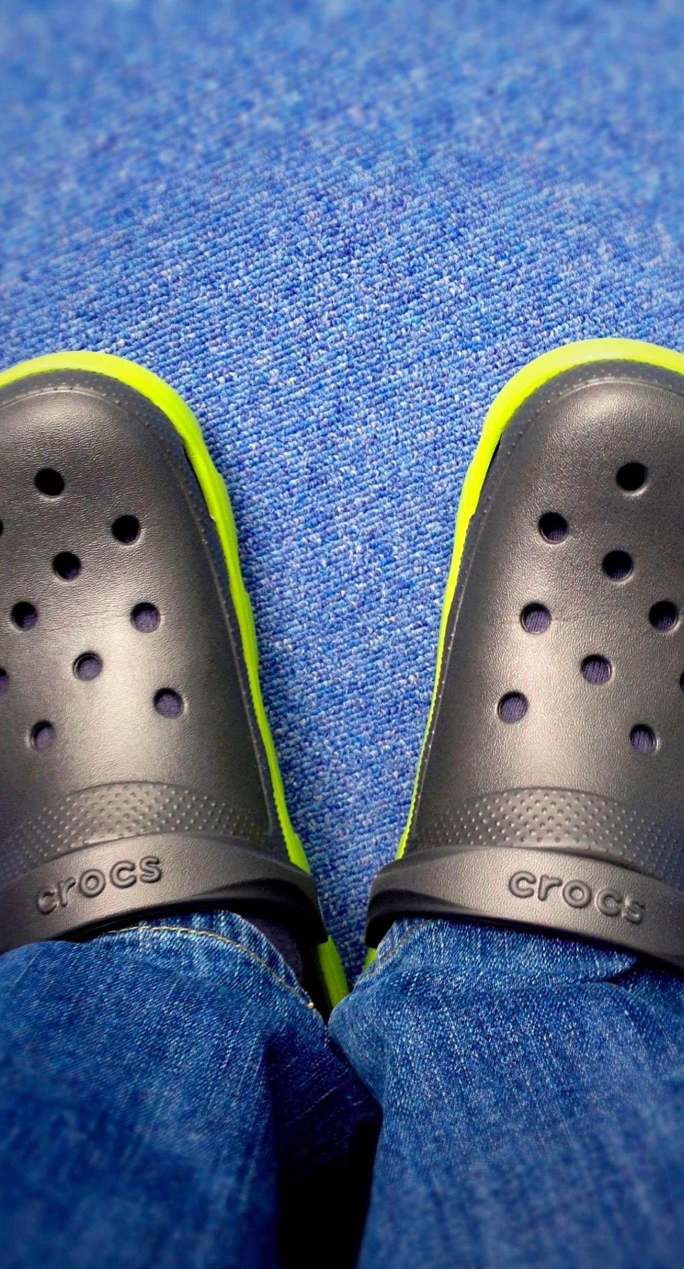 Crocs Wallpapers