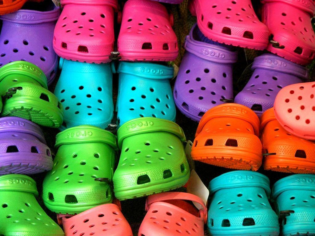 Crocs Wallpapers