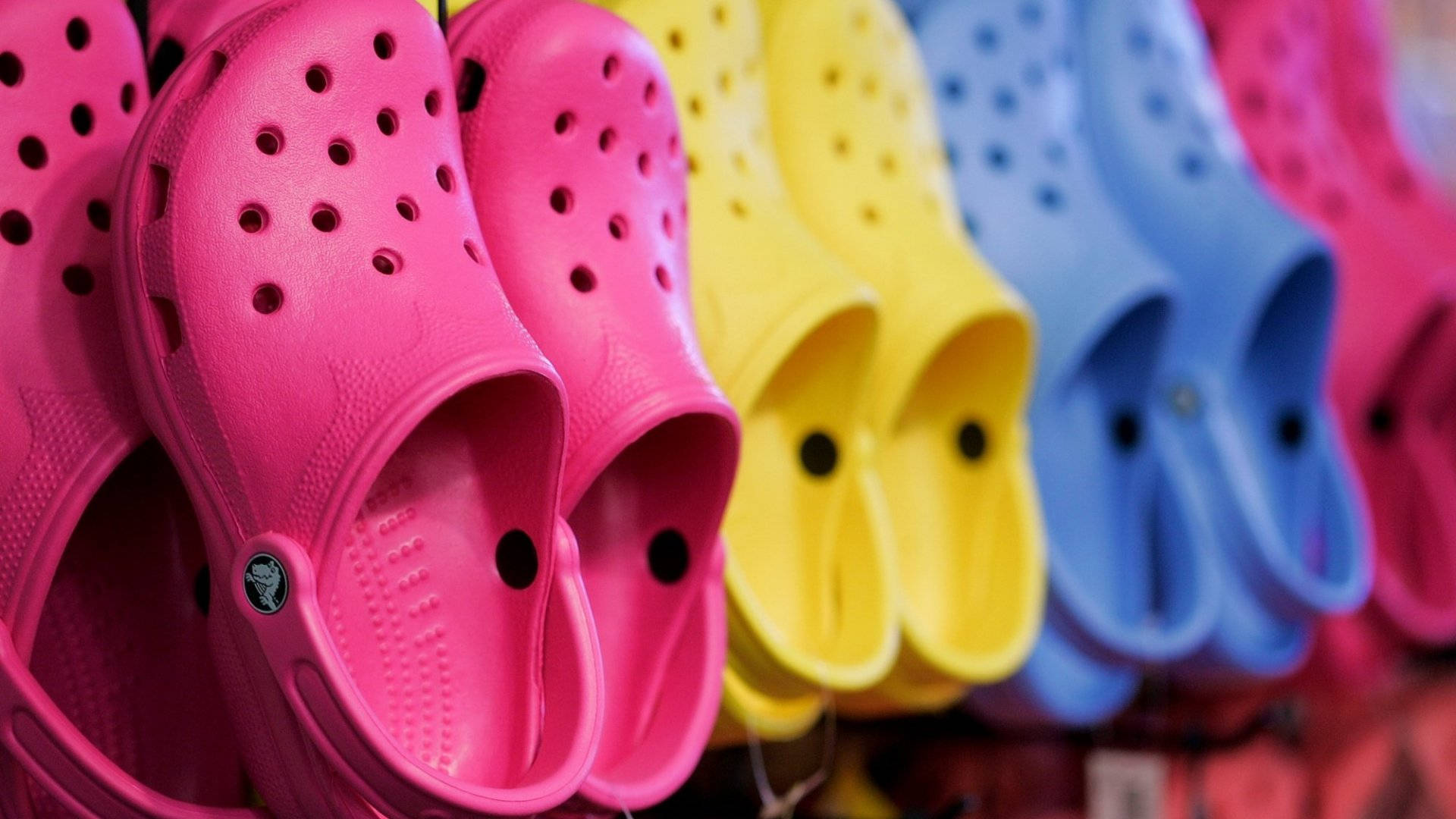 Crocs Wallpapers