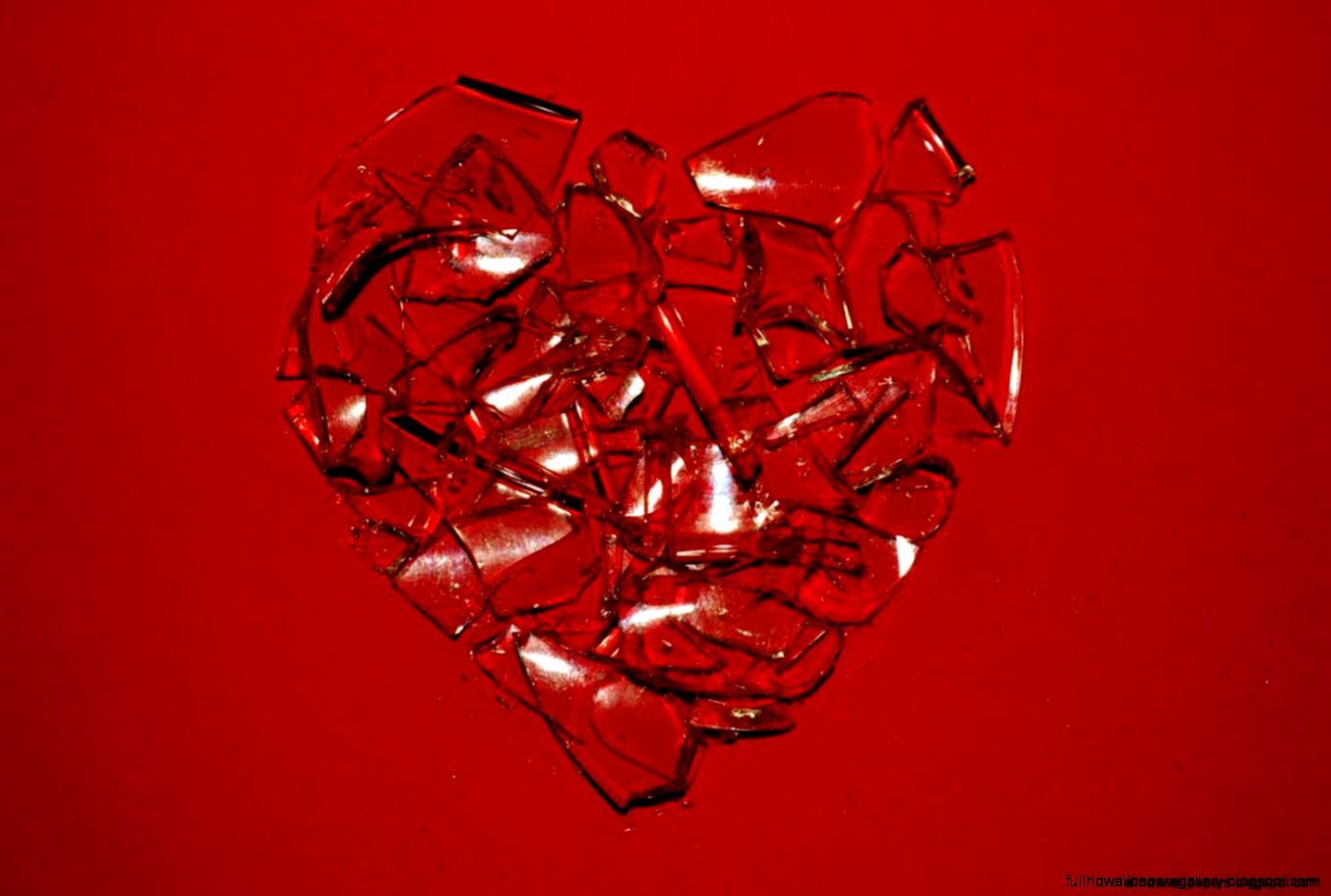 Crystal Shattered Glass Heart Wallpapers