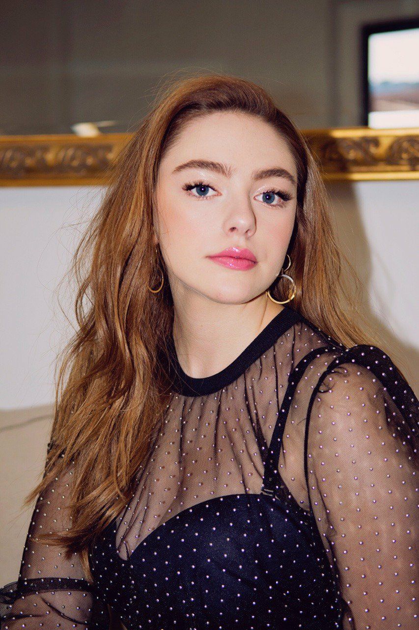 Danielle Rose Russell Photoshoot Wallpapers