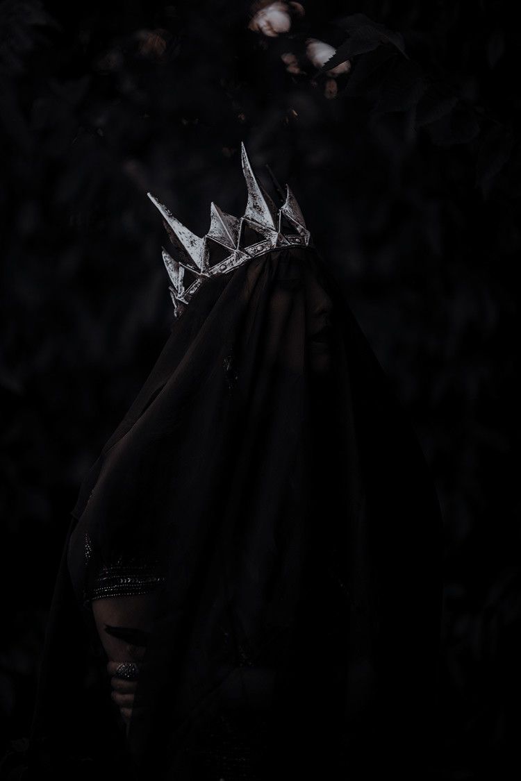 Dark Queen Aesthetic Wallpapers