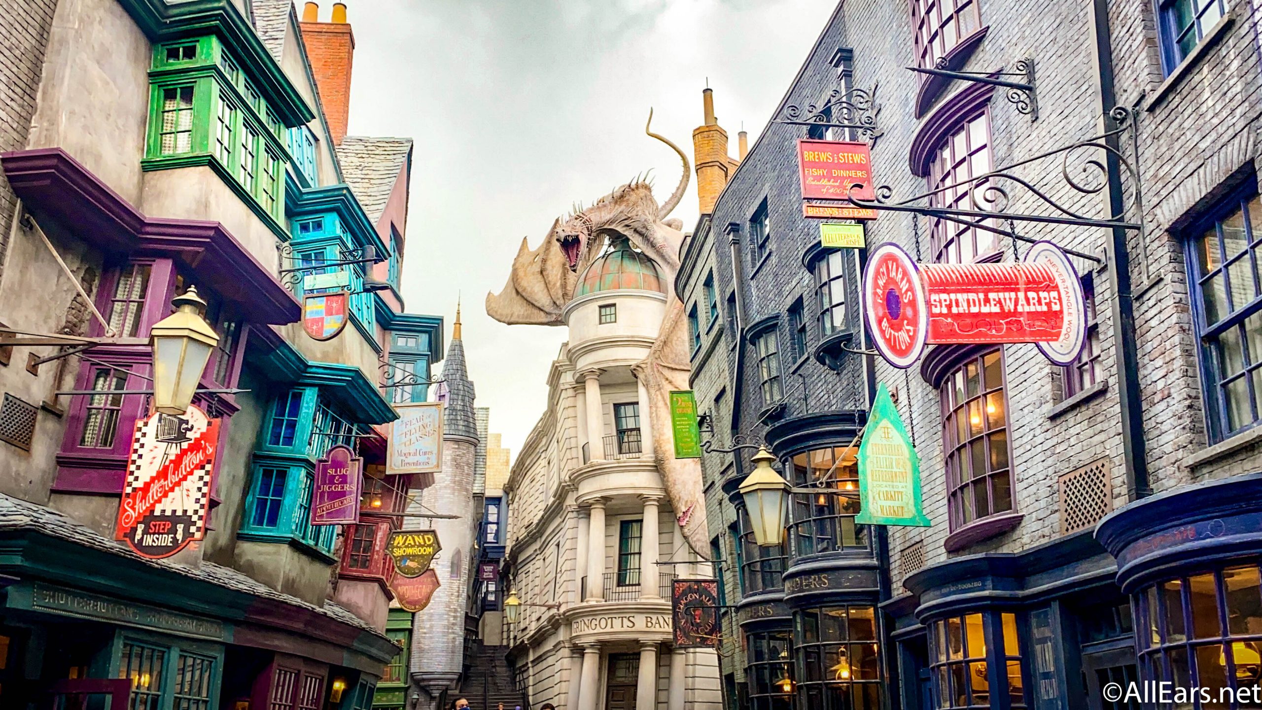 Diagon Alley Wall Mural Wallpapers