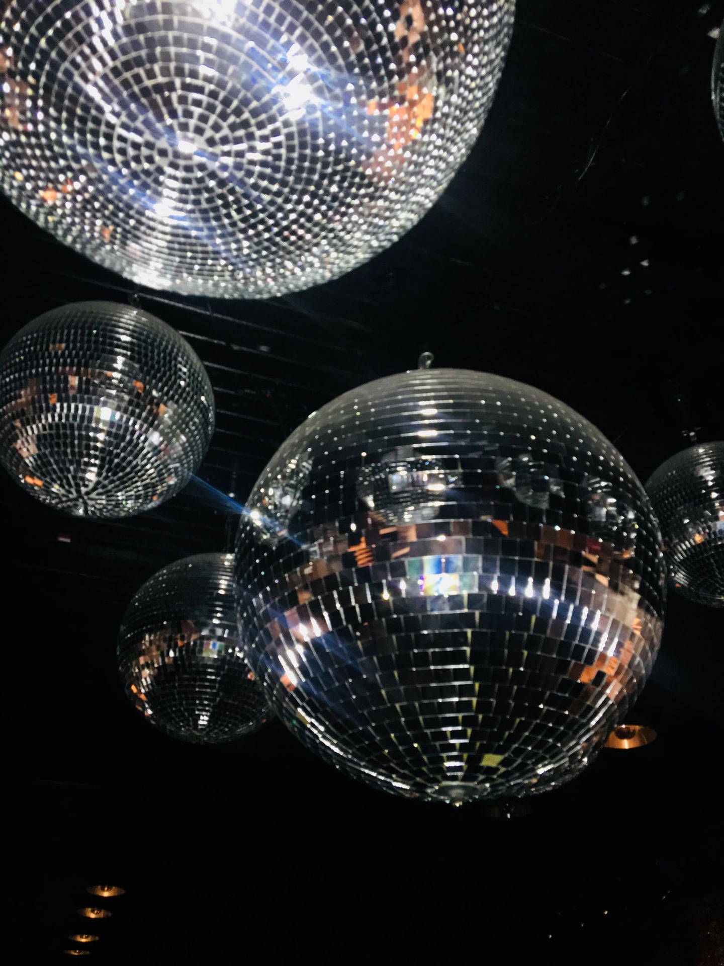 Disco Ball Aesthetic Wallpapers