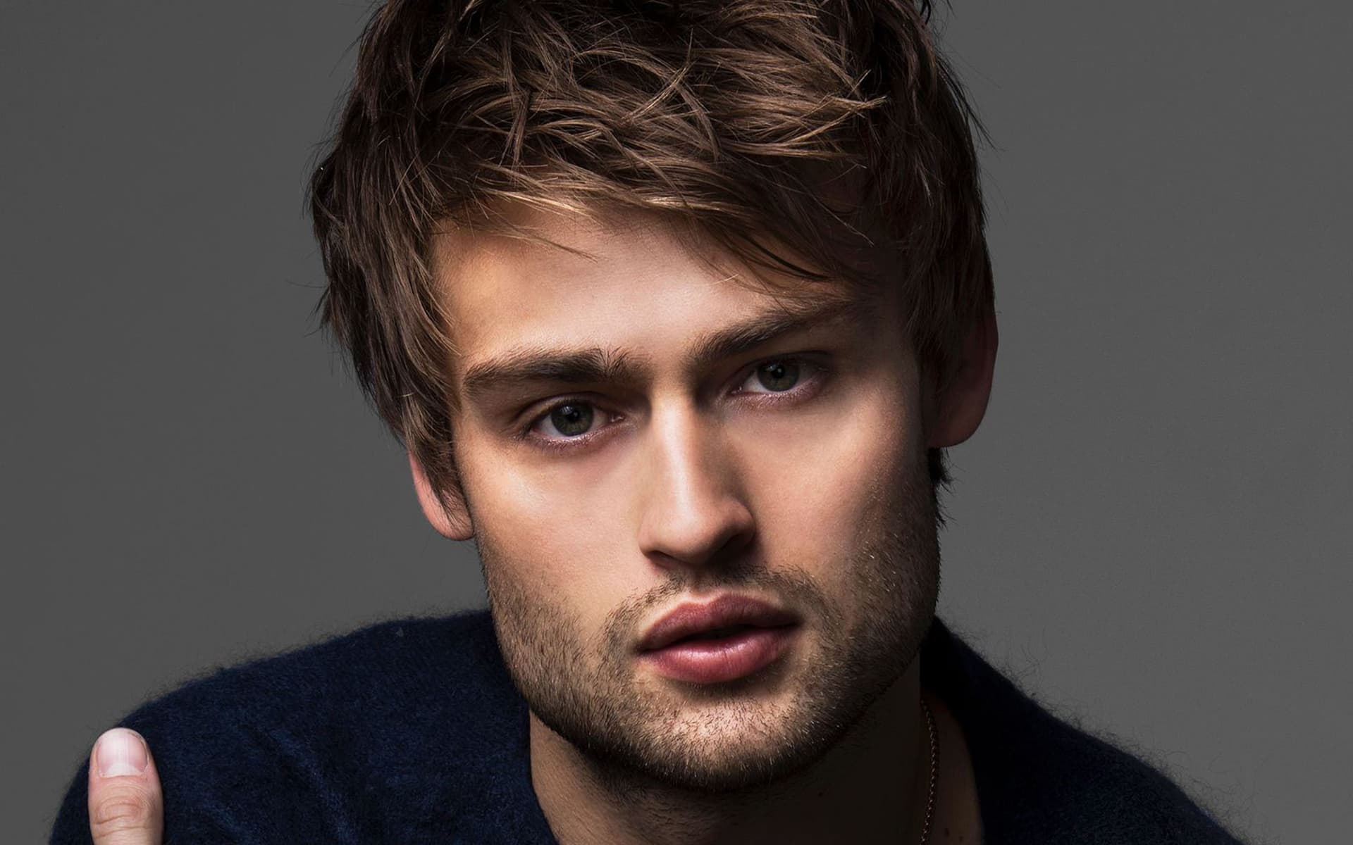 Douglas Booth Shirtless Wallpapers