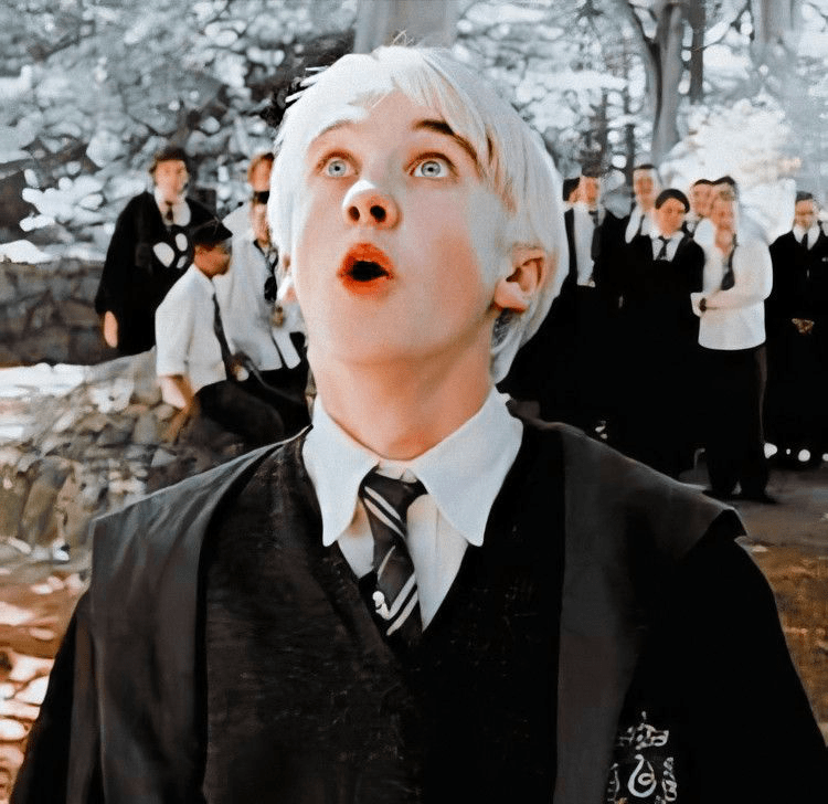 Draco Malfoy Aesthetic Wallpapers