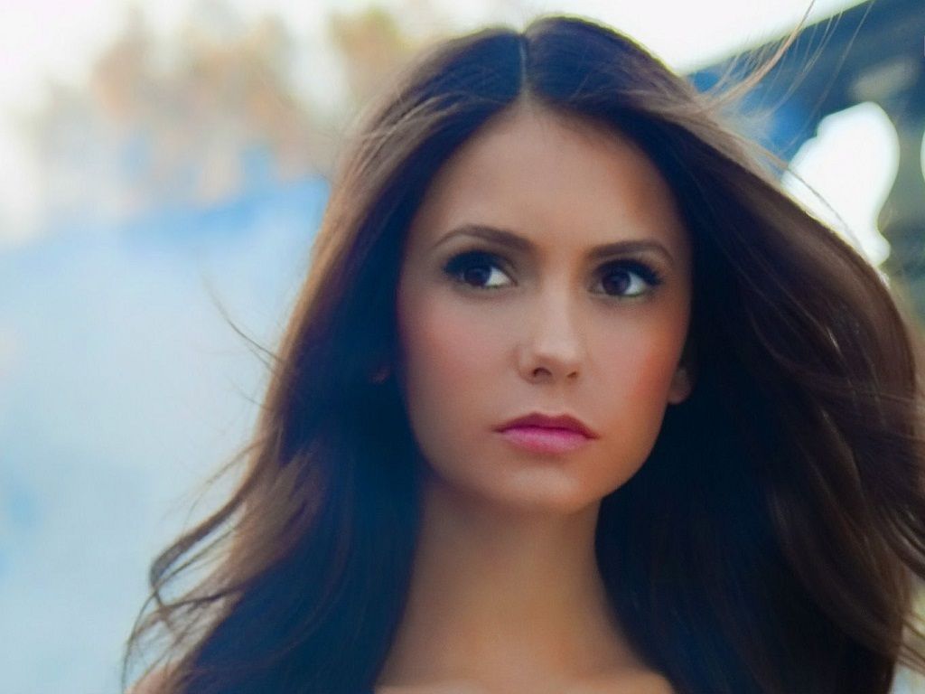 Elena Gilbert Wallpapers