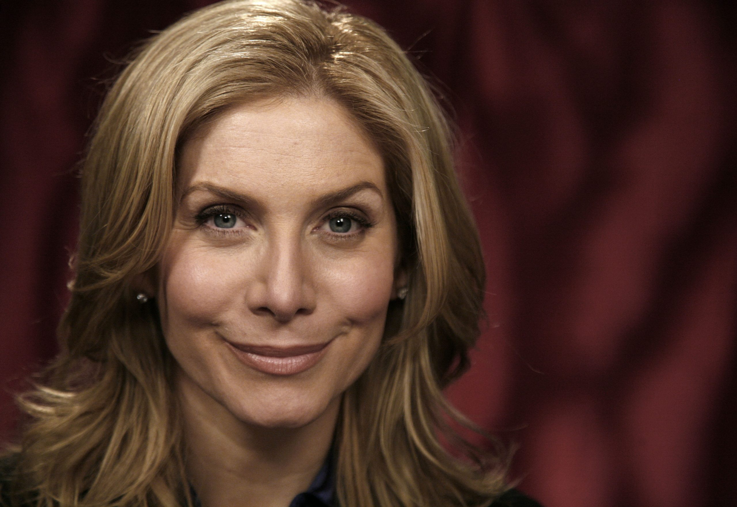 Elizabeth Mitchell Cleavage Wallpapers