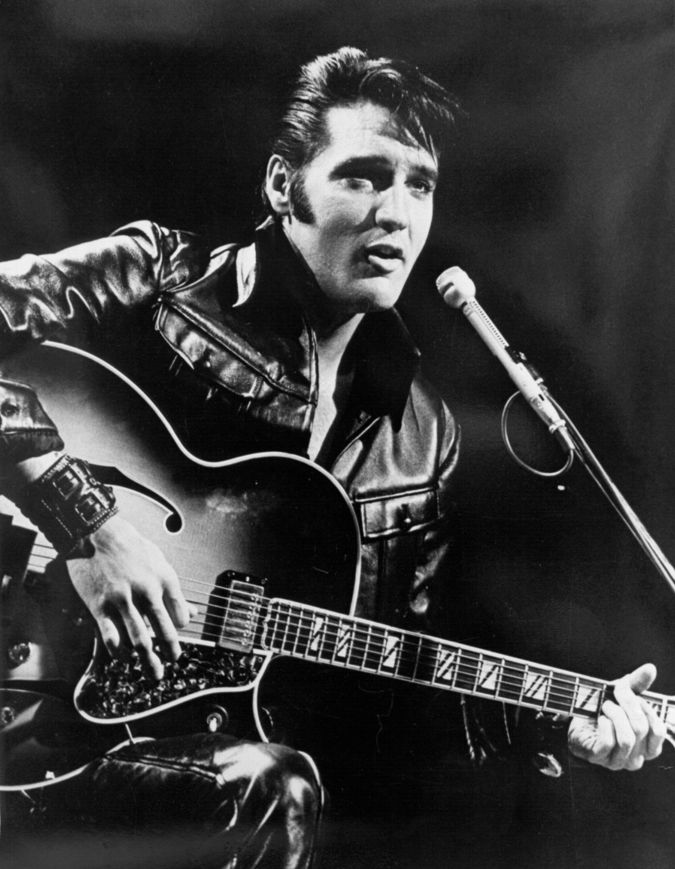 Elvis Presley Live Wallpapers