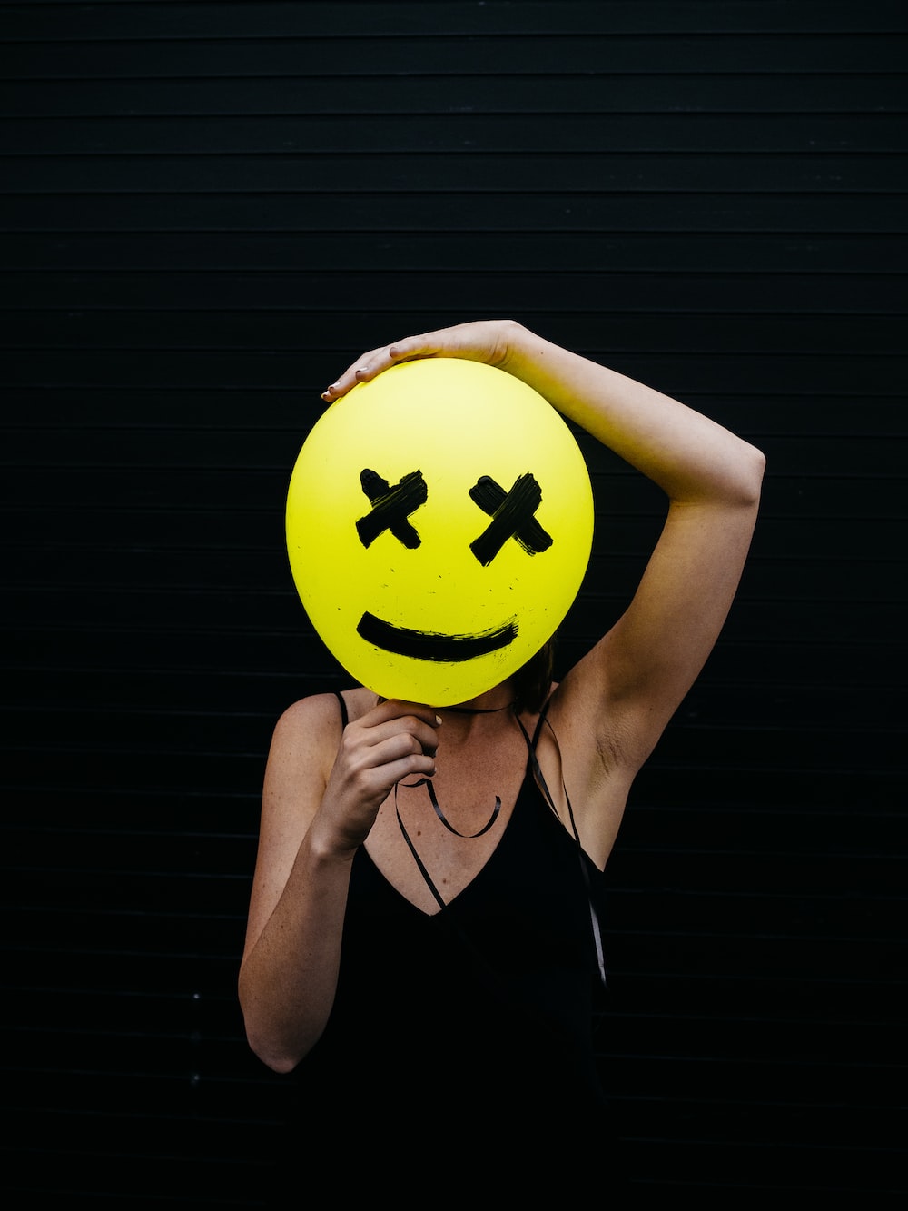 Emoji For Girls Wallpapers