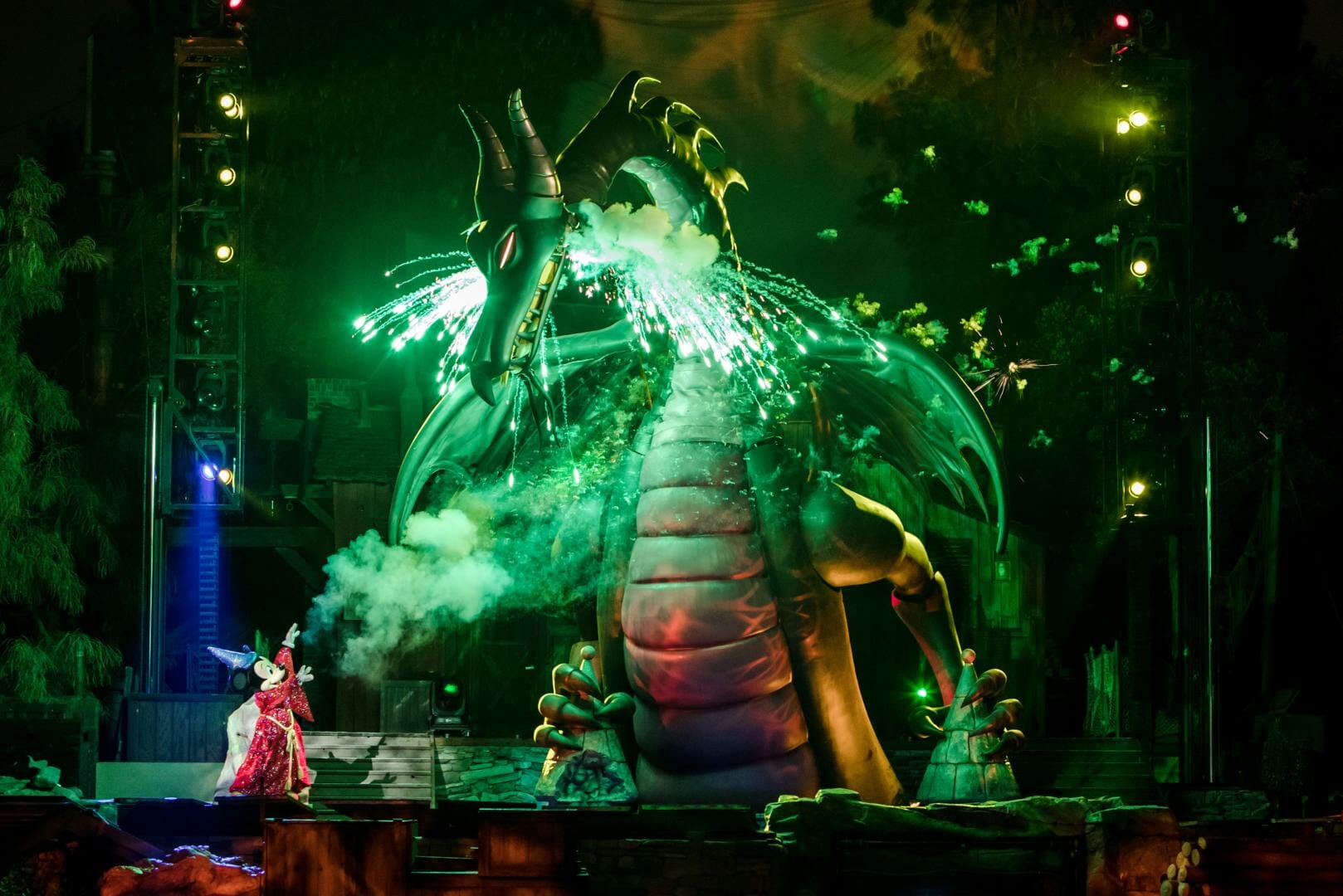 Fantasmic Wallpapers