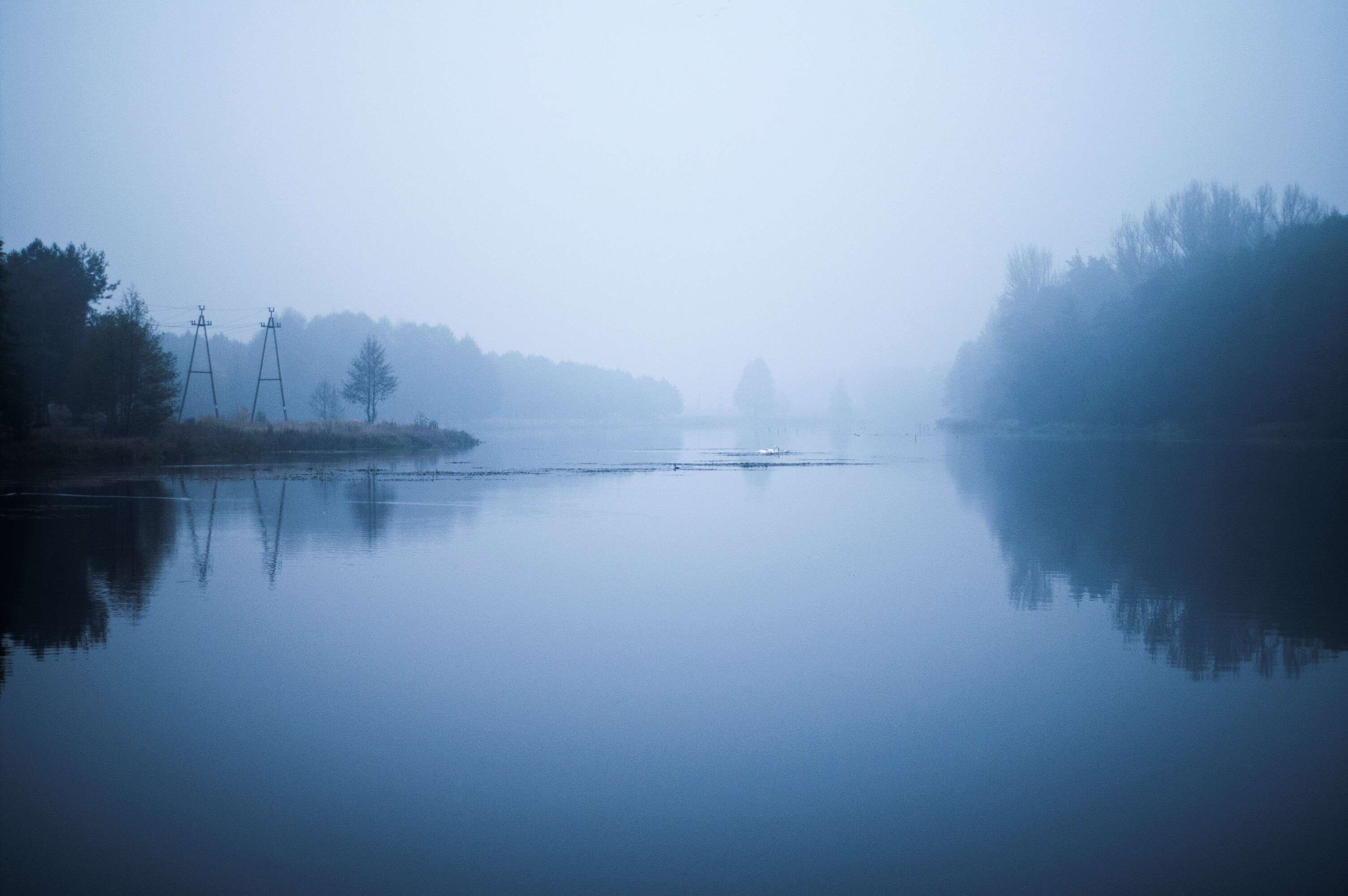 Foggy Lake Wallpapers