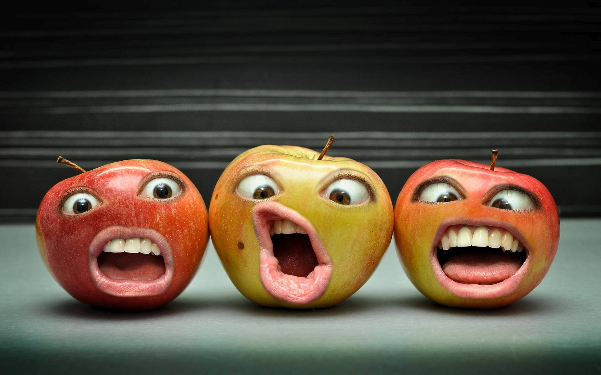 Funny Apple Wallpapers