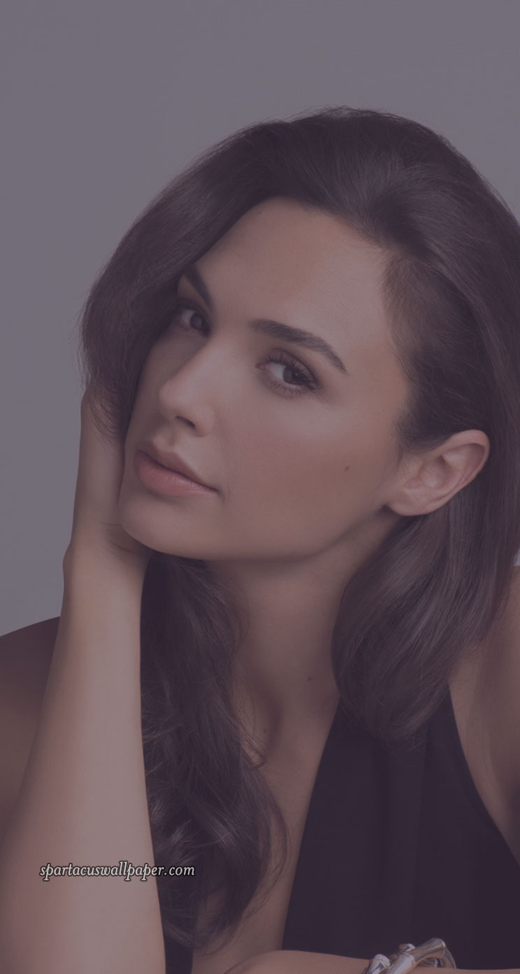 Gal Gadot Iphone Wallpapers