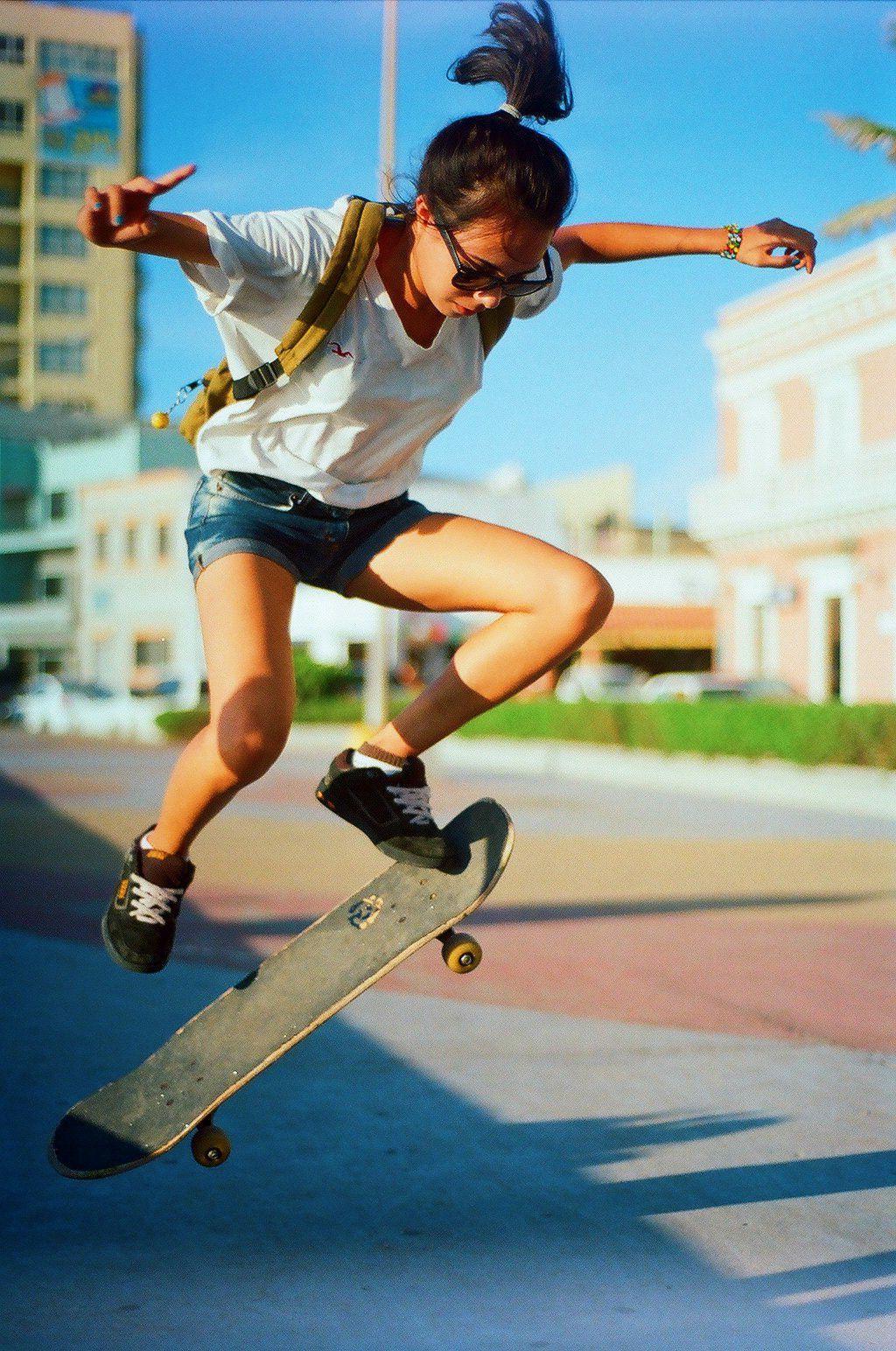 Girl Skateboard Wallpapers