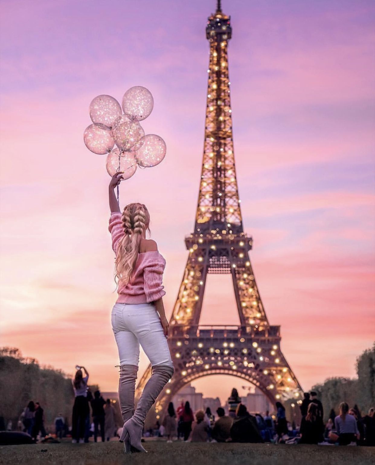 Girly Paris Wallpapers