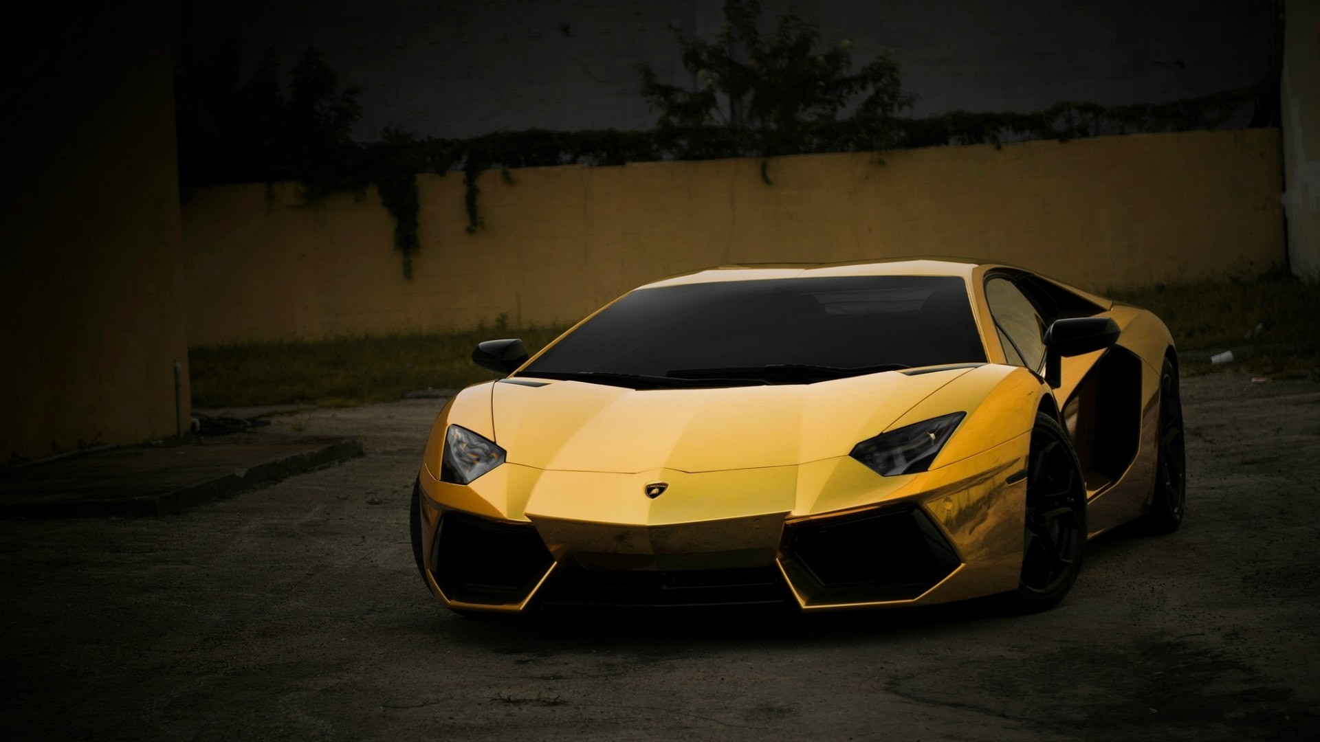 Golden Lamborghini Wallpapers