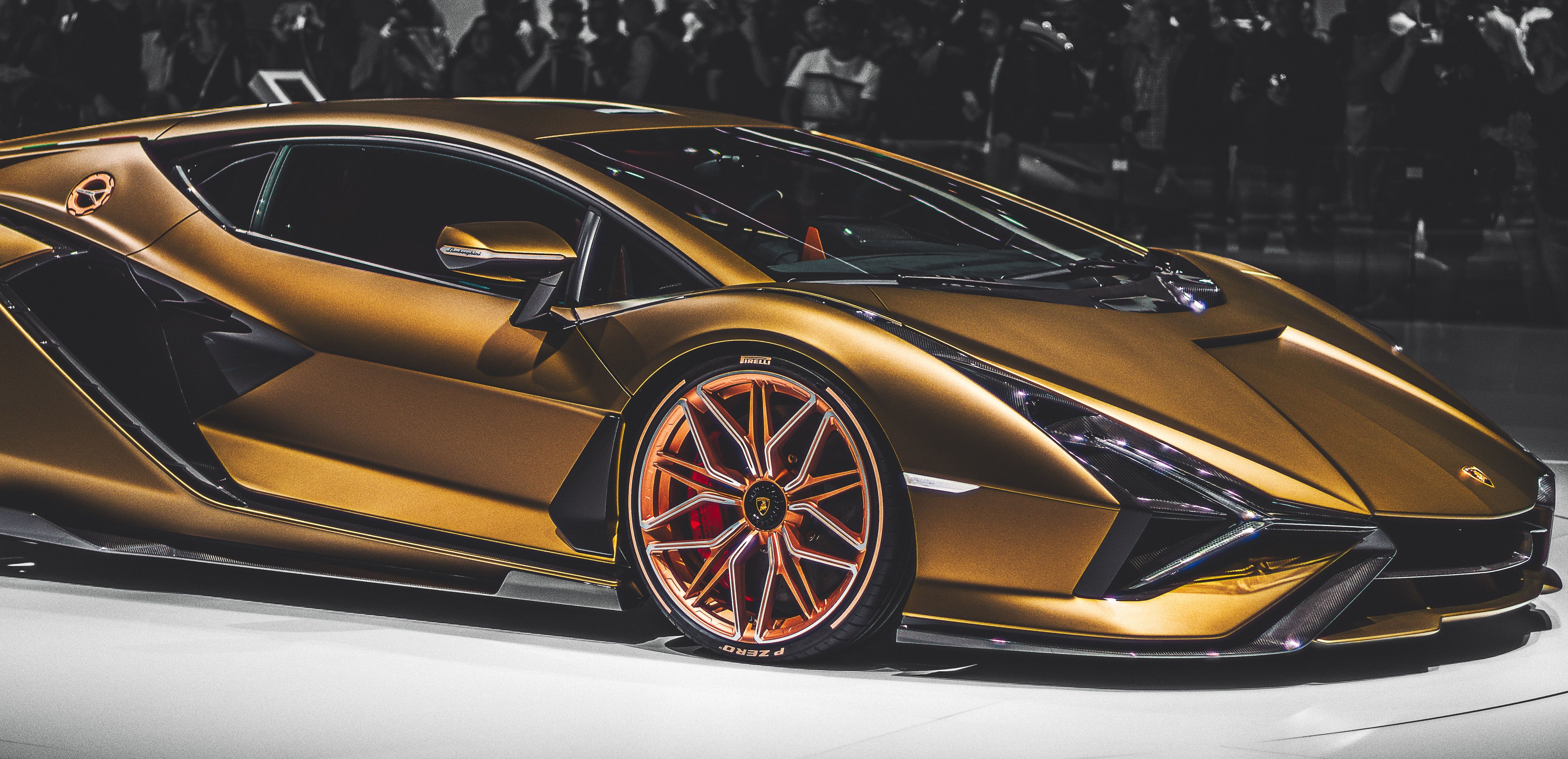 Golden Lamborghini Wallpapers