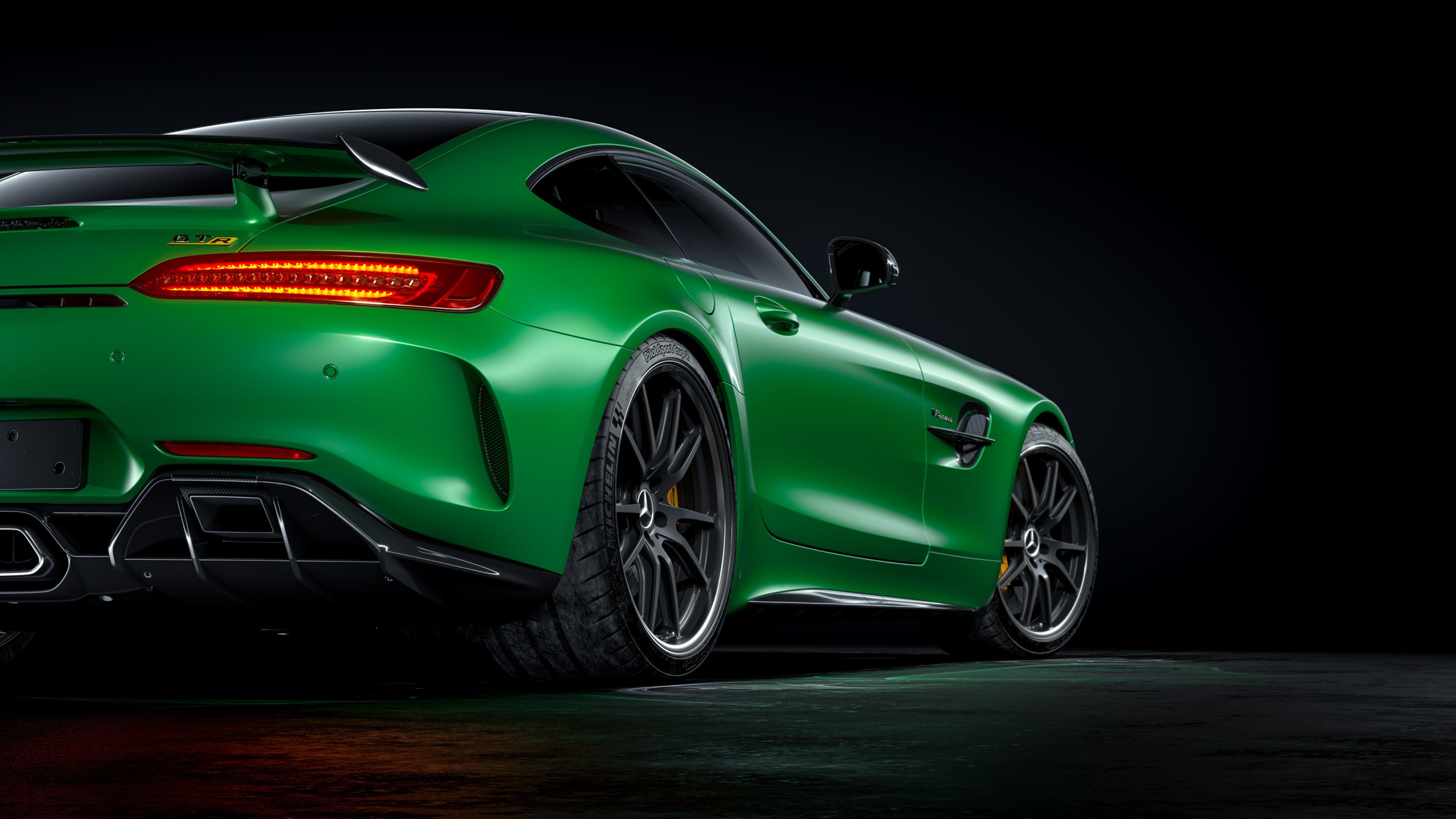 Green Gtr Wallpapers