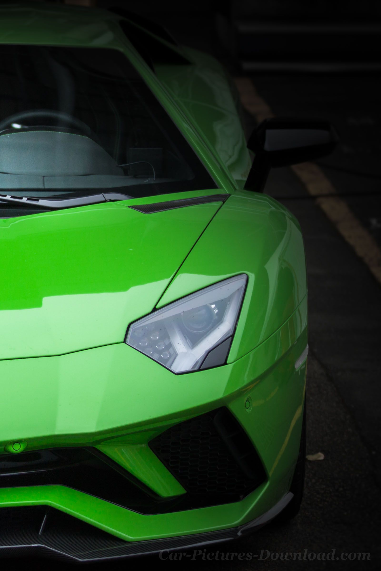 Green Lamborghini Wallpapers