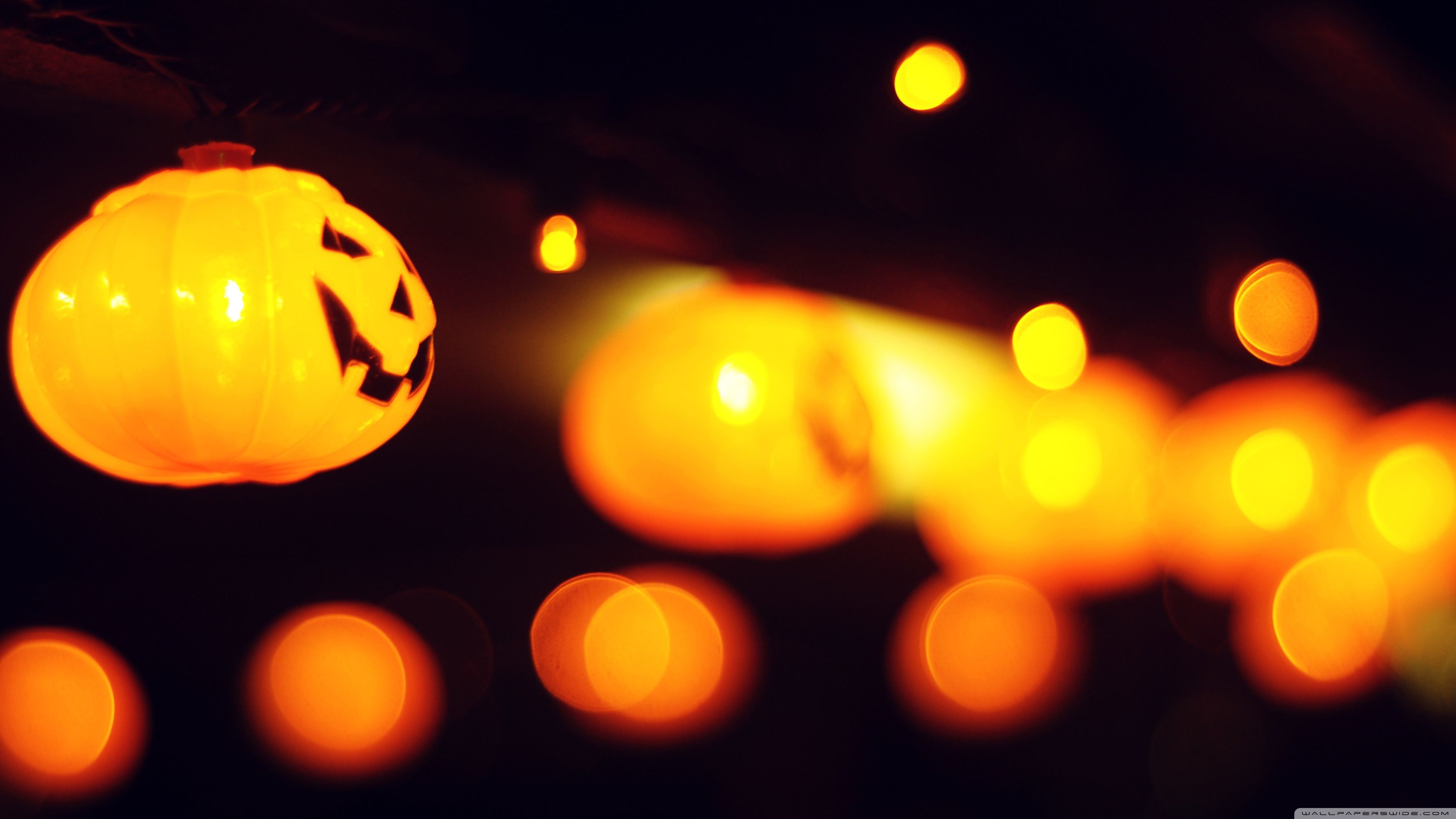 Halloween Lights Aesthetic Wallpapers